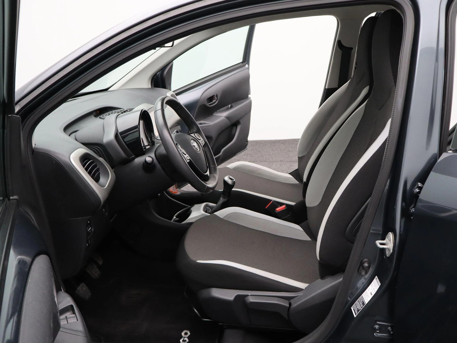 Toyota-Aygo-image-4