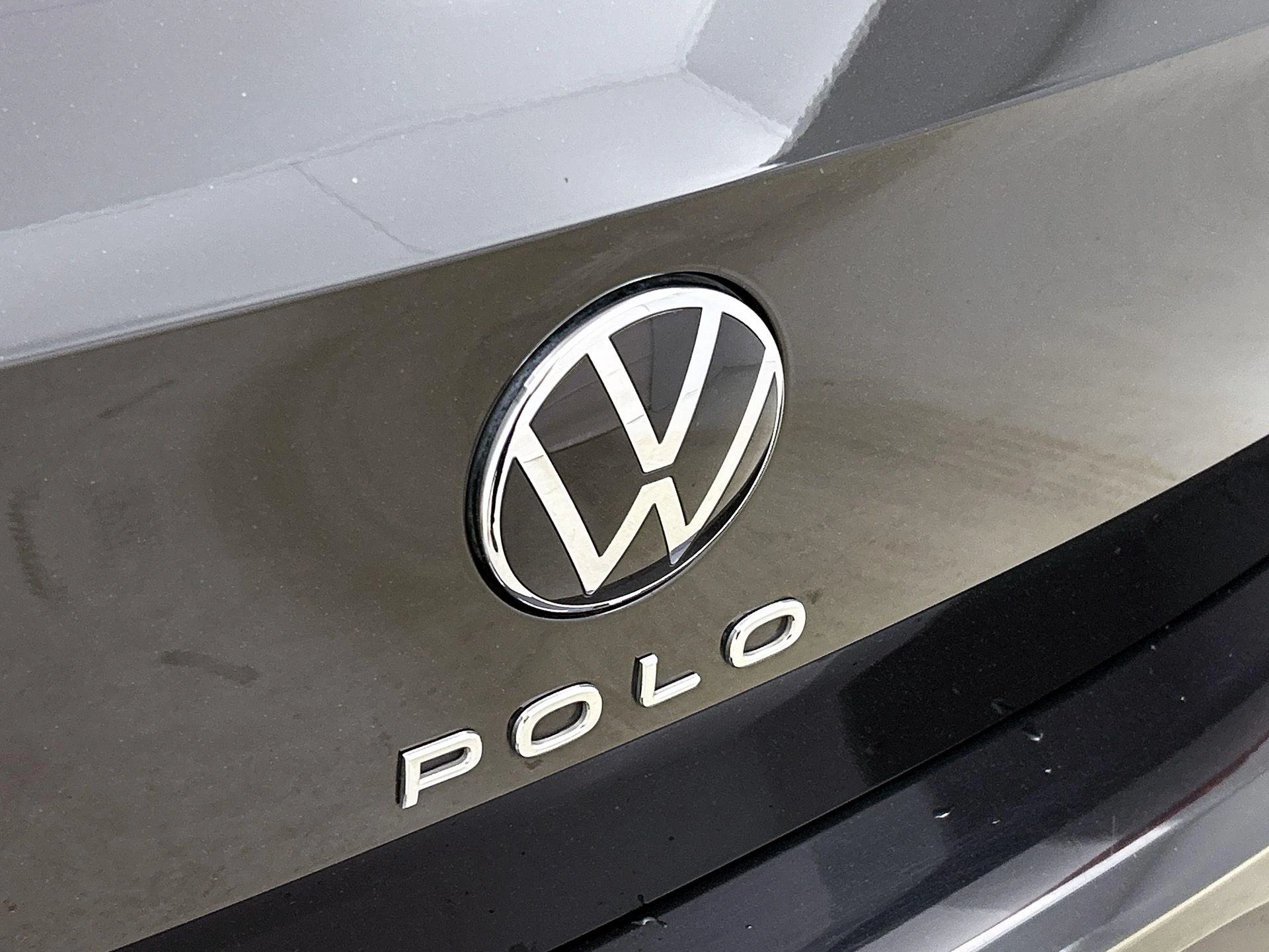 Volkswagen-Polo-image-12