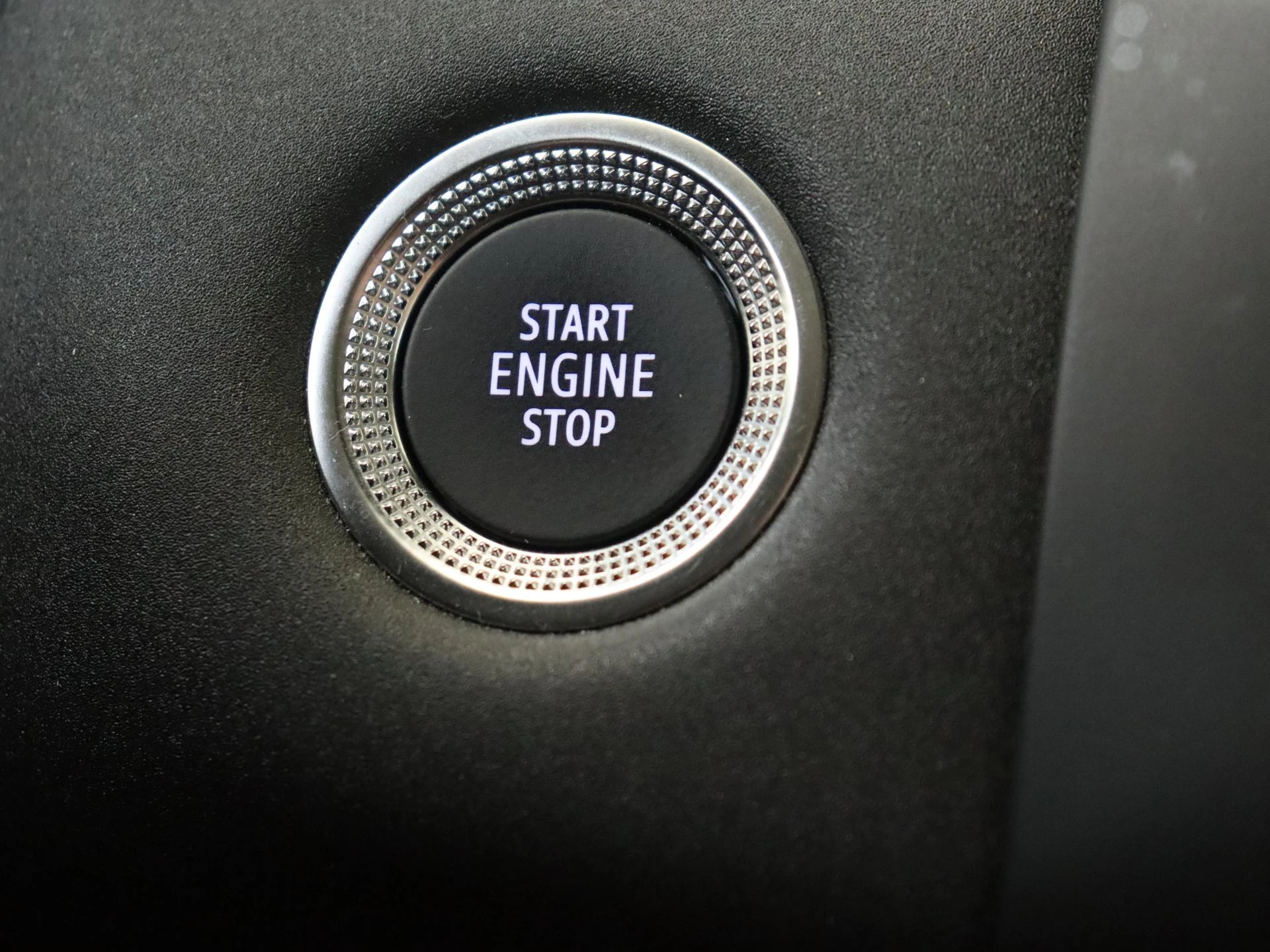 Renault-Captur-image-19