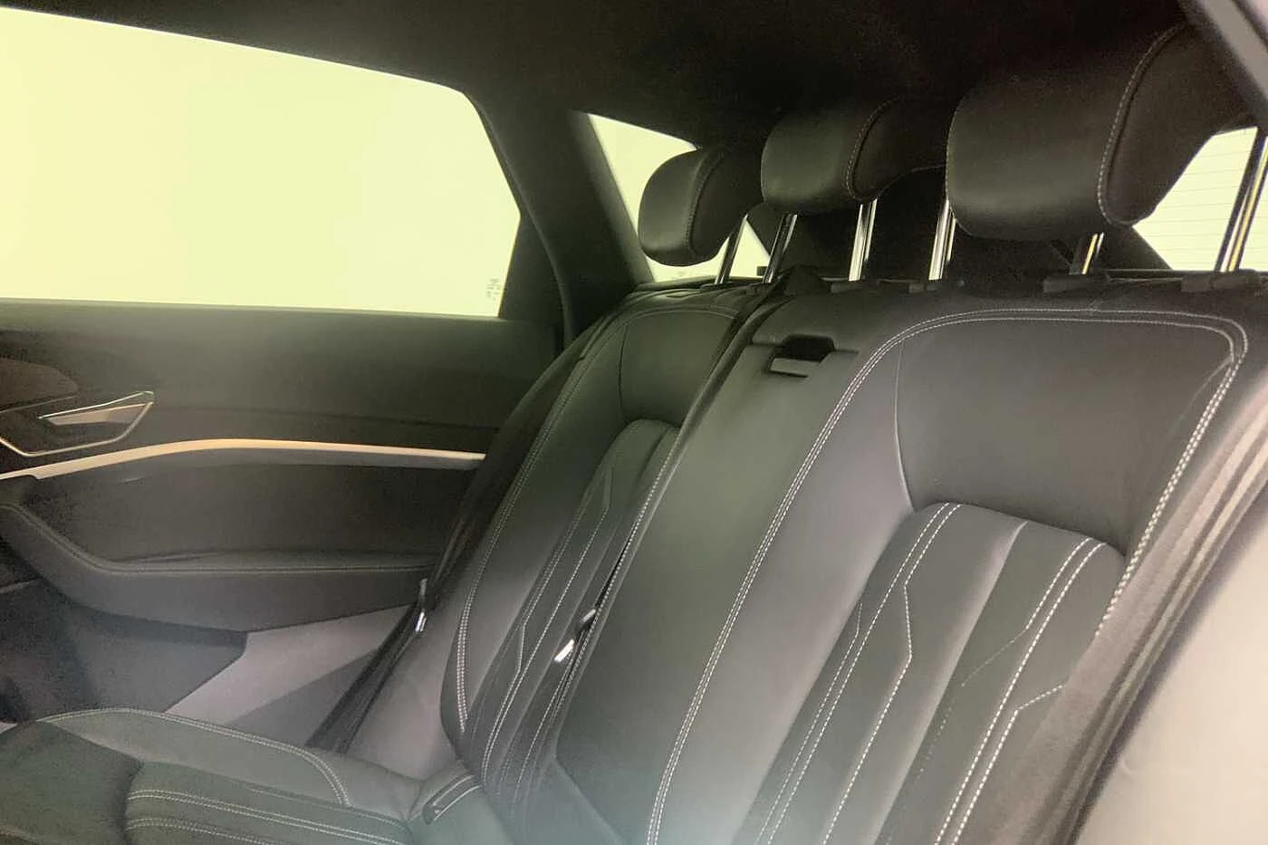Audi-Q8 e-tron-image-9