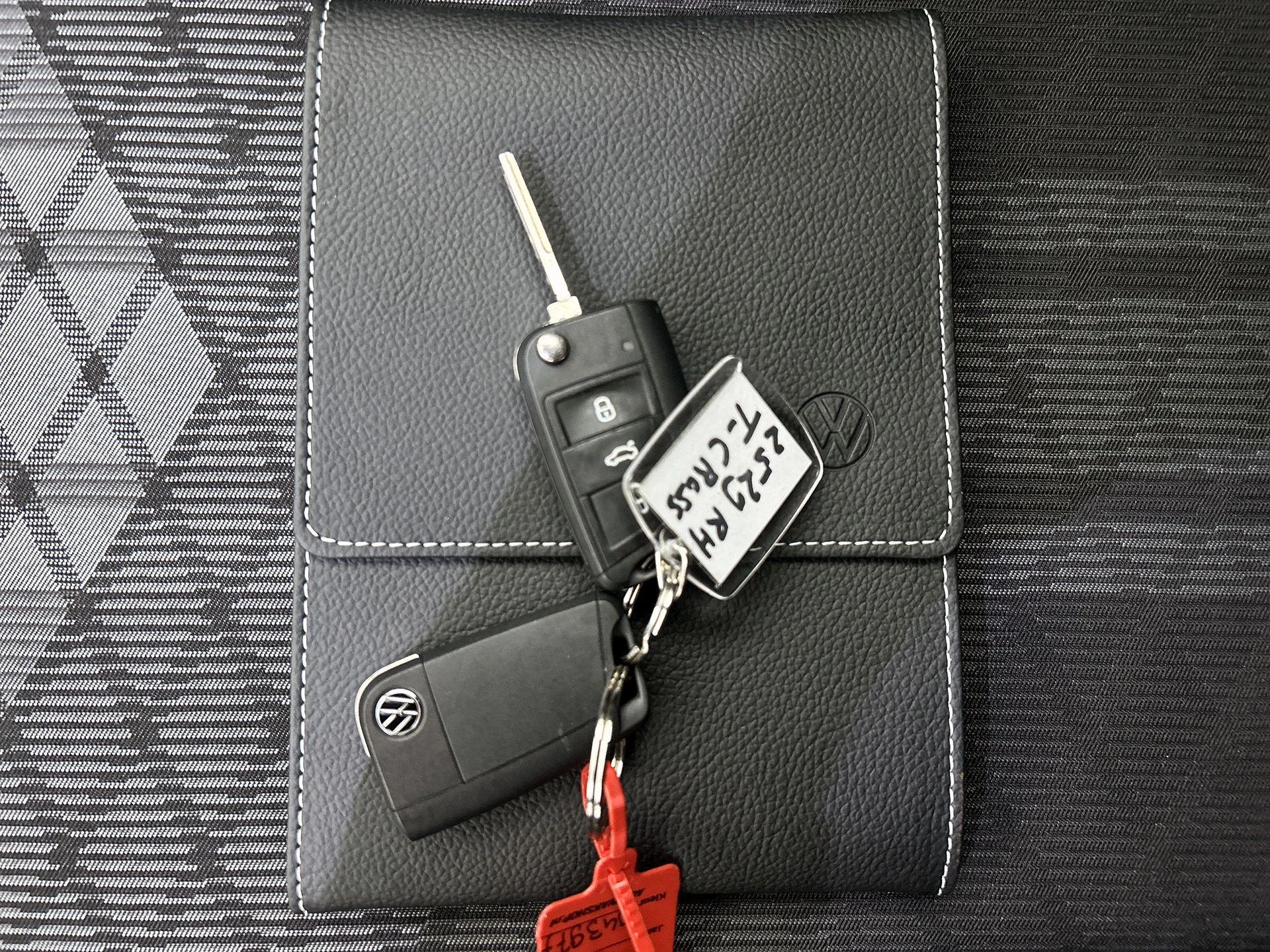 Volkswagen-T-Cross-image-31