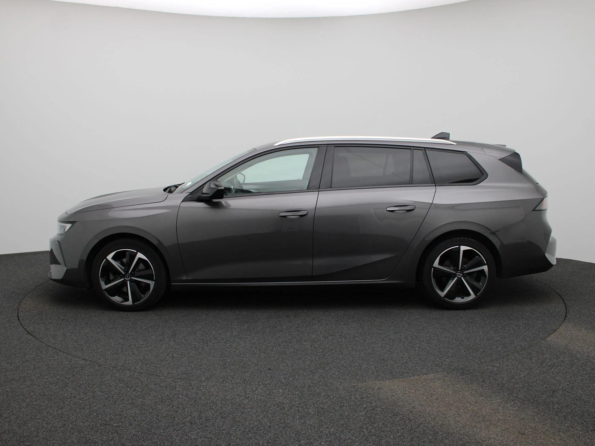 Opel-Astra-image-3