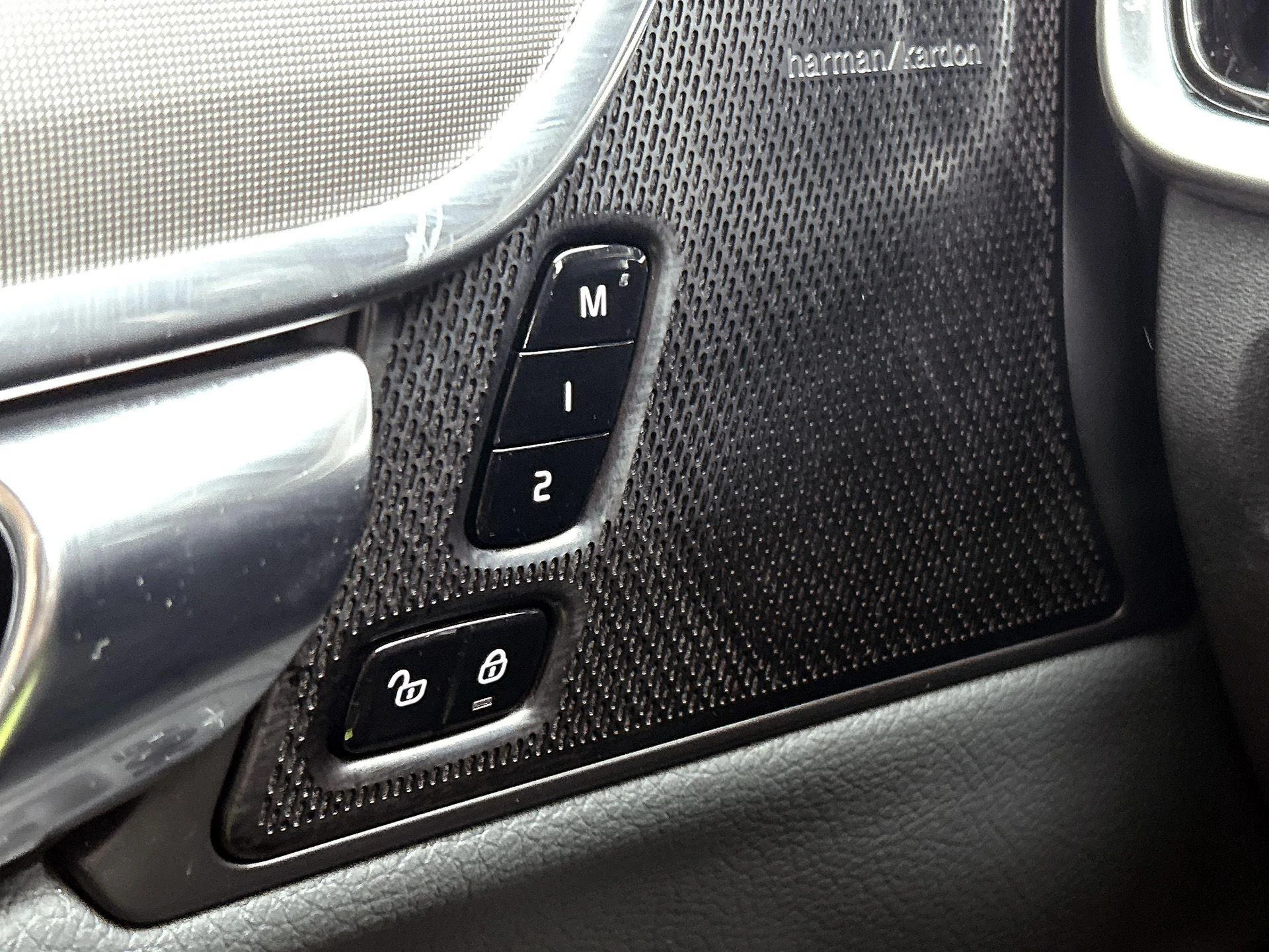 Volvo-V90-image-10