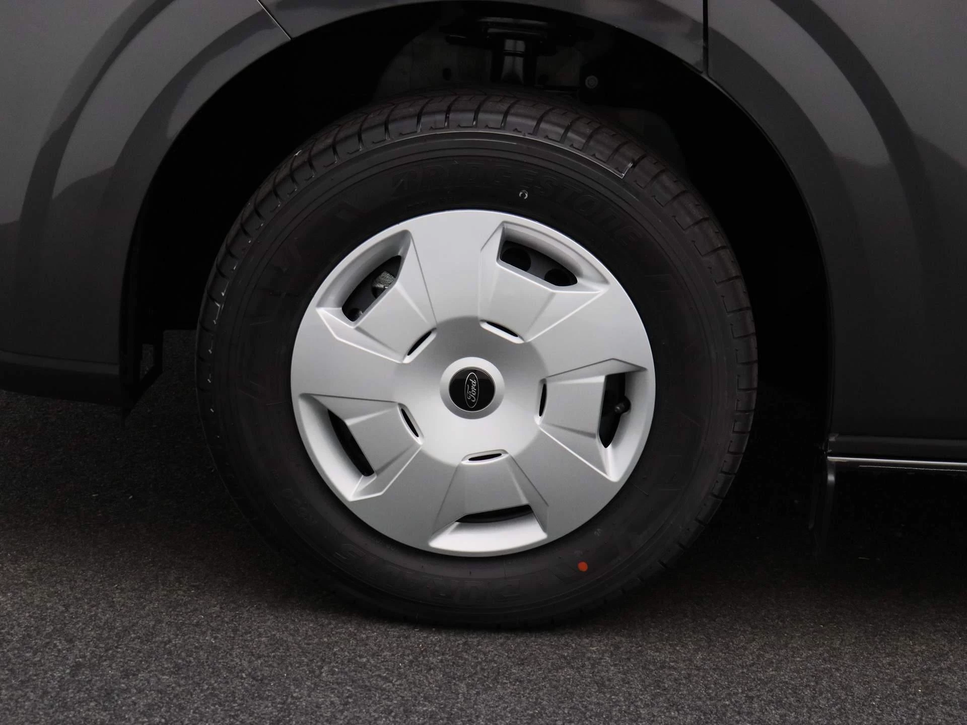 Ford-Transit Custom-image-13