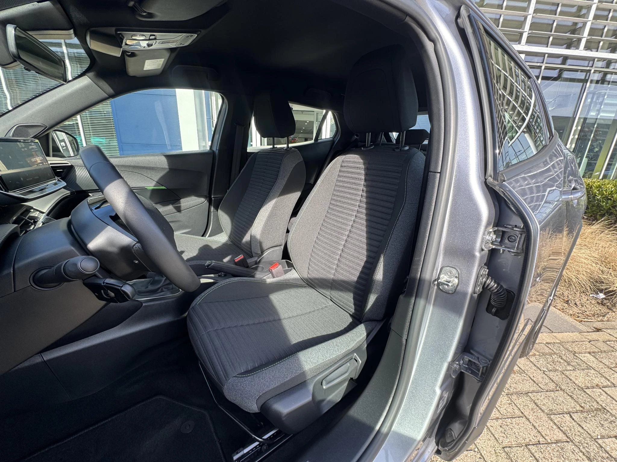 Peugeot-2008-image-14