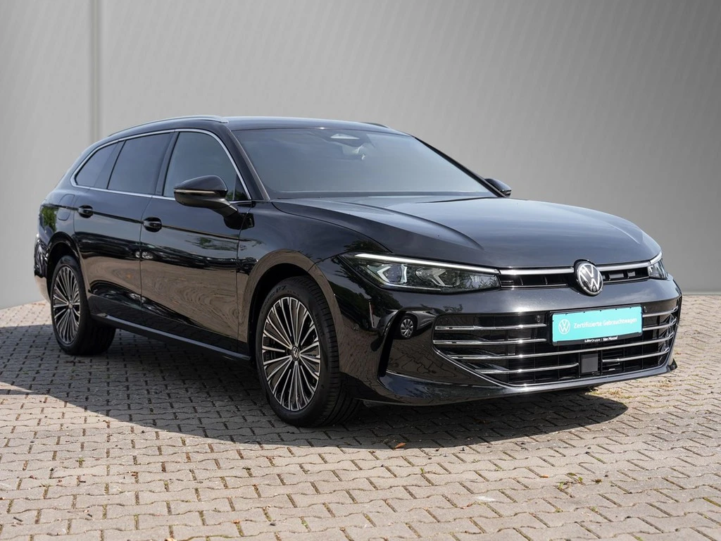 Volkswagen-Passat-image-2