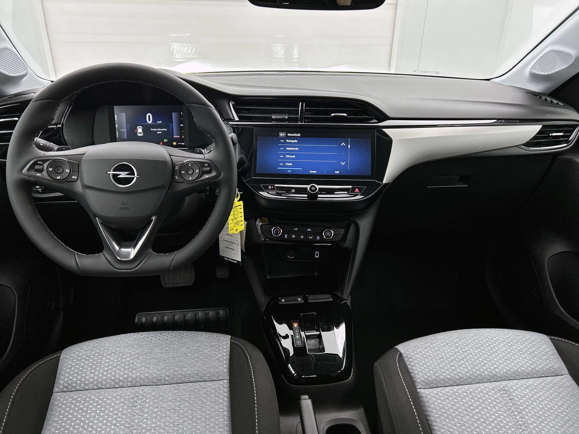 Opel-Corsa-image-17