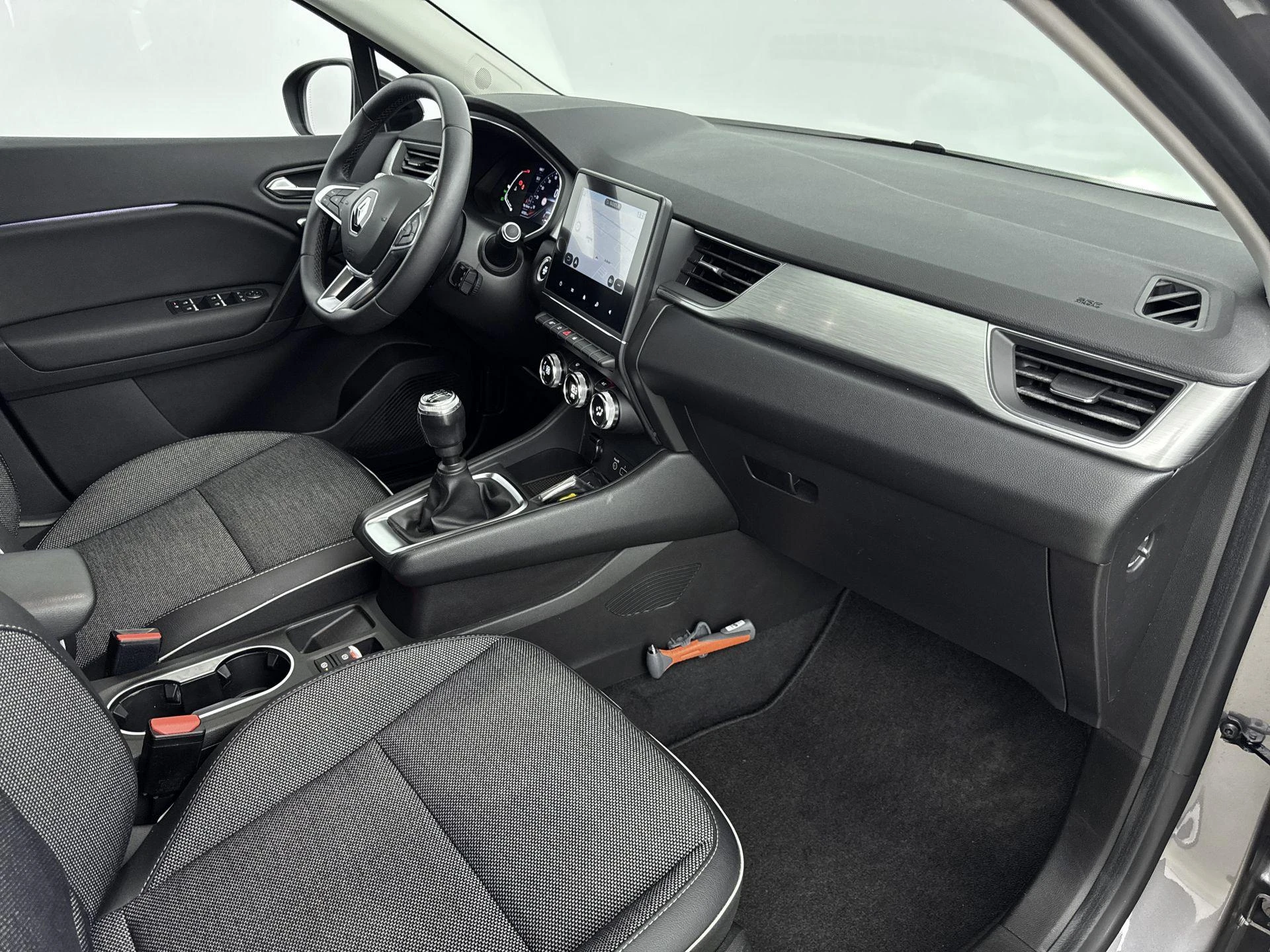 Renault-Captur-image-21