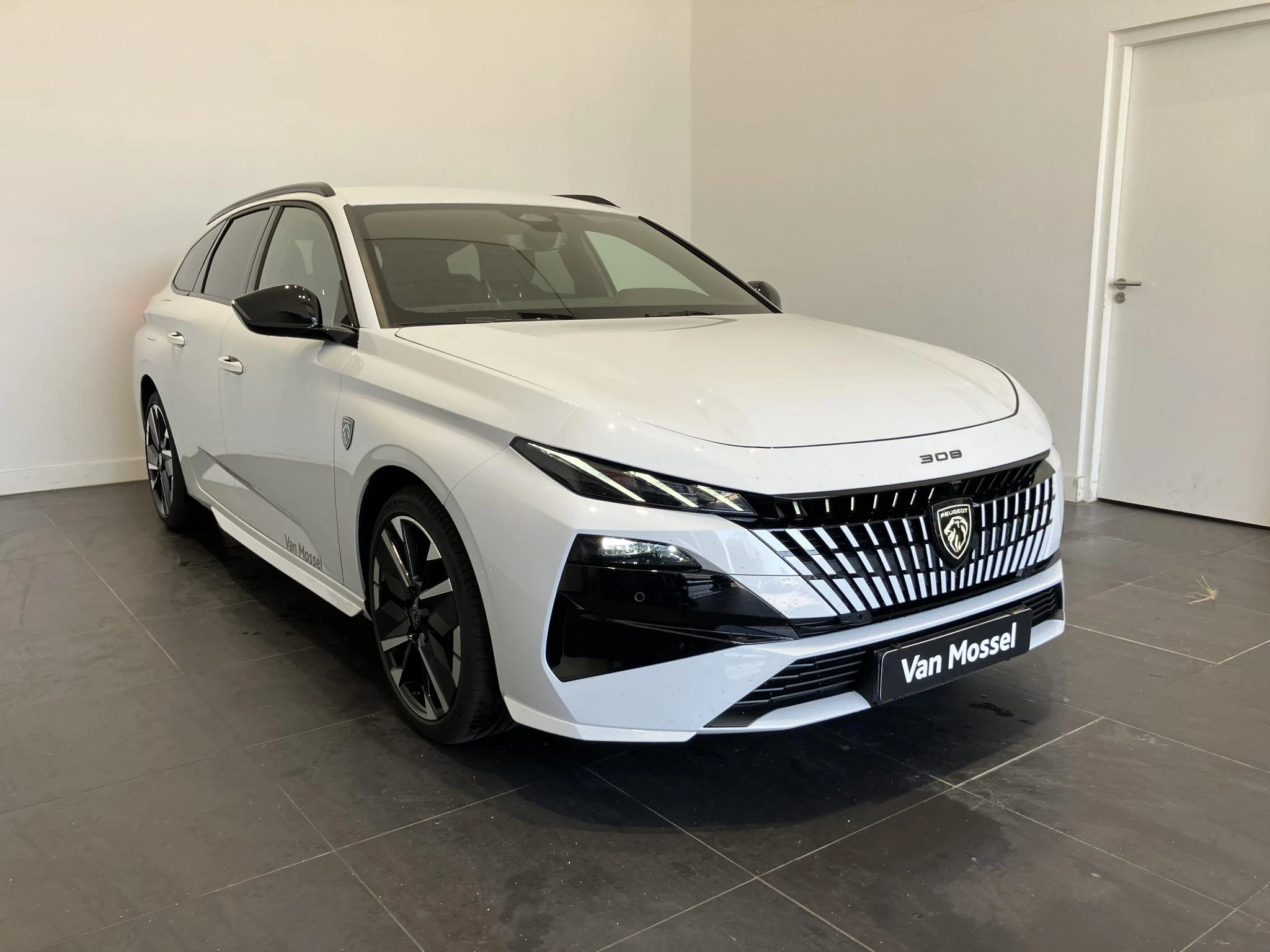 Peugeot 308 SW 1.2 Hybrid 145 e-DCS6 GT