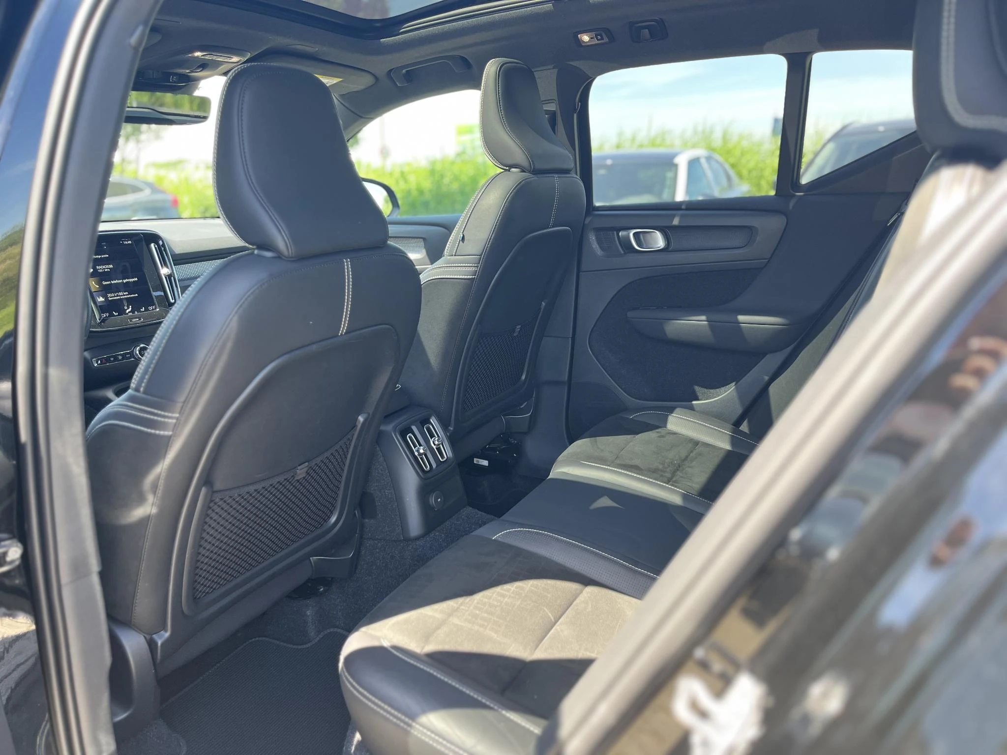 Volvo-XC40-image-9