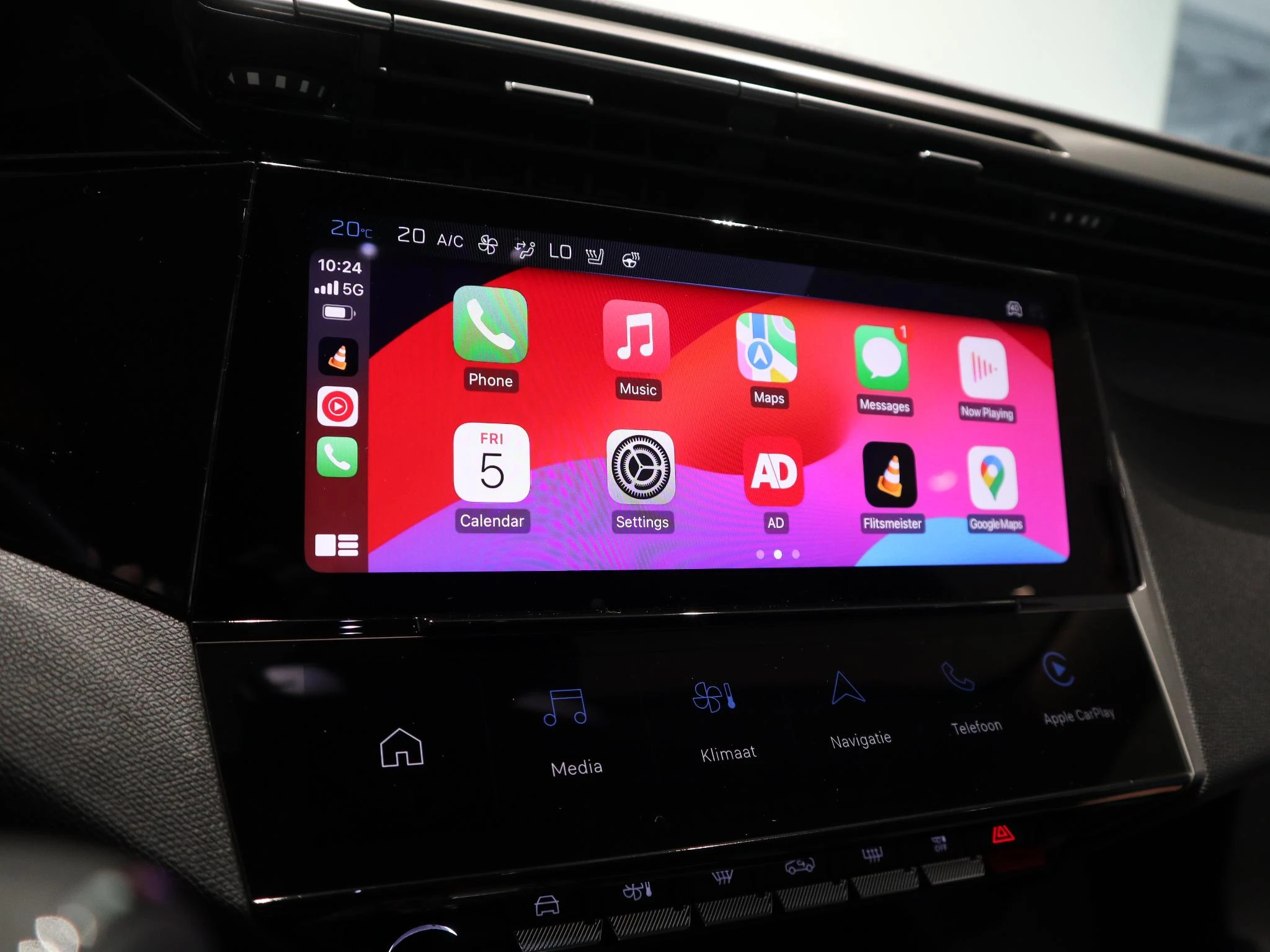 Peugeot-e-308-image-23