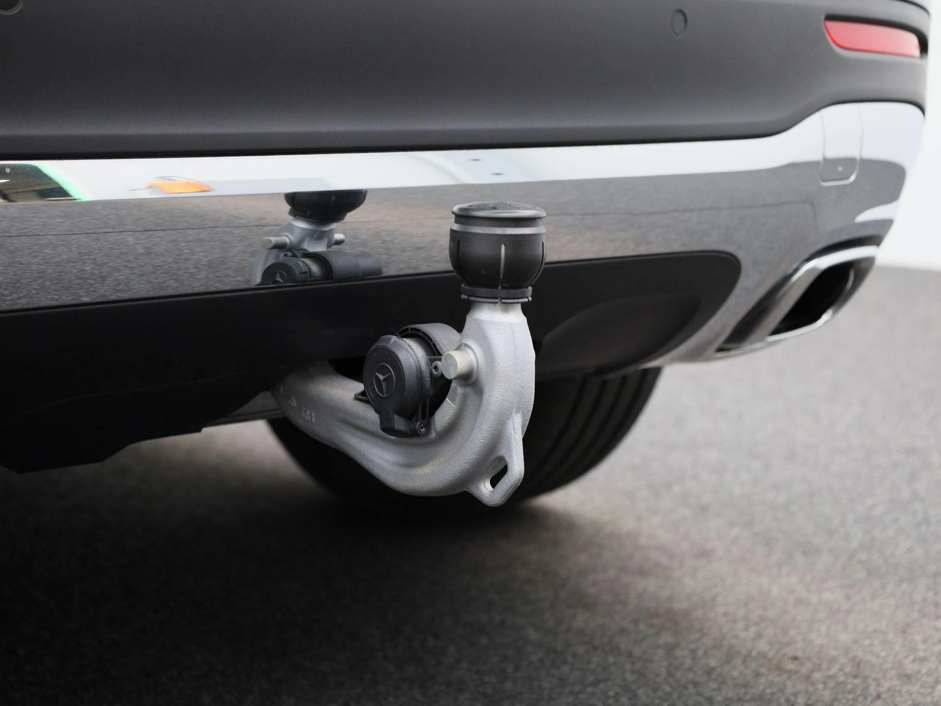 Mercedes-Benz-GLB-image-15