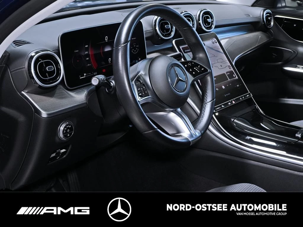 Mercedes-Benz C-Klasse 300 T AVANTGARDE PANO TEMPOMAT SOUND PDC LED AVANTGARDE