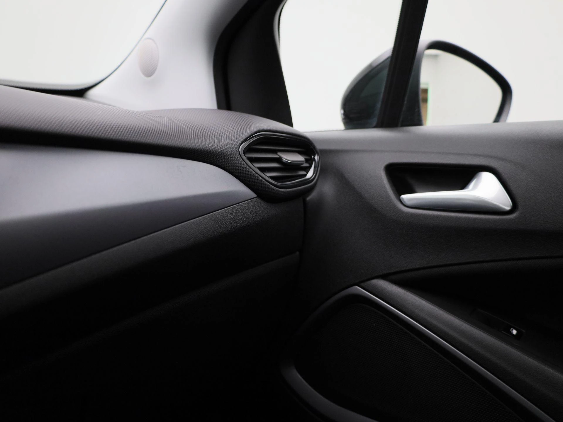 Opel-Crossland-image-29