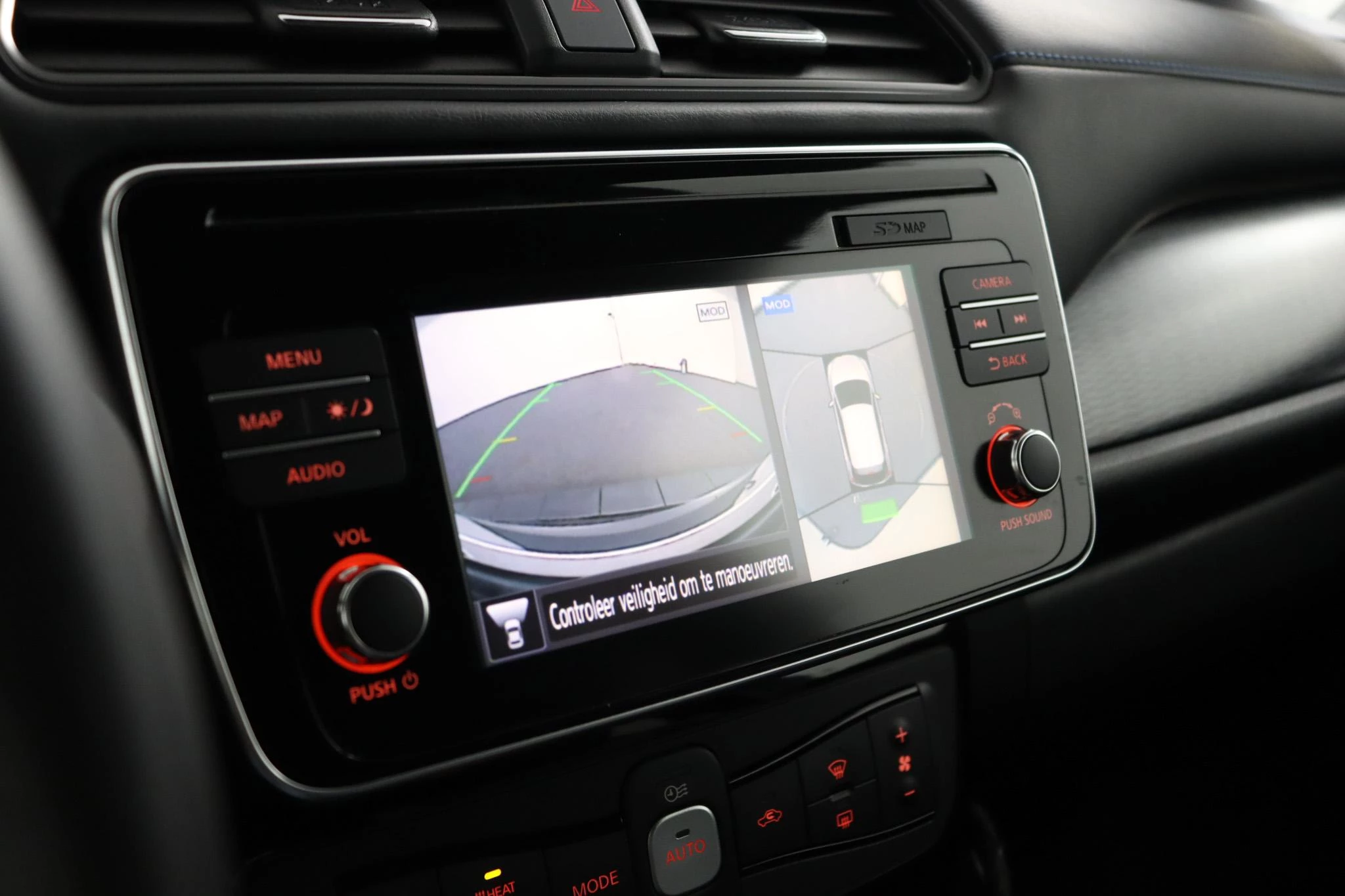 Nissan-Leaf-image-8