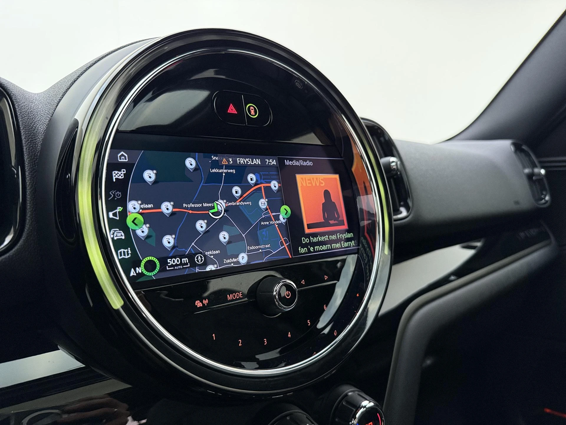 MINI-Countryman-image-21