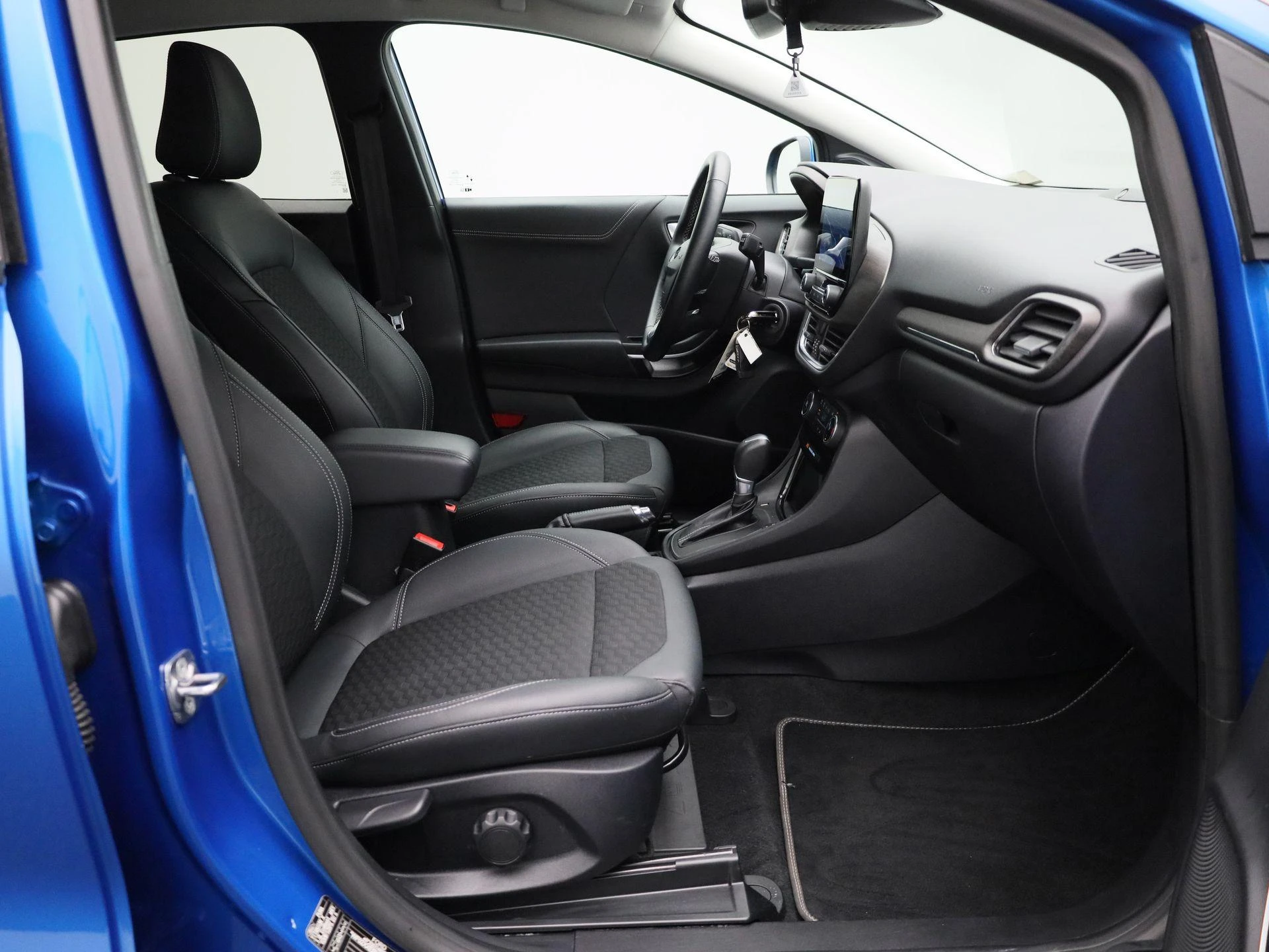Ford-Puma-image-28