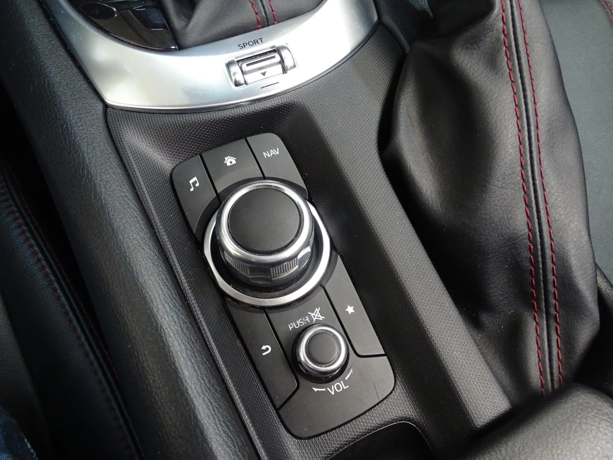 Mazda-MX-5-image-18