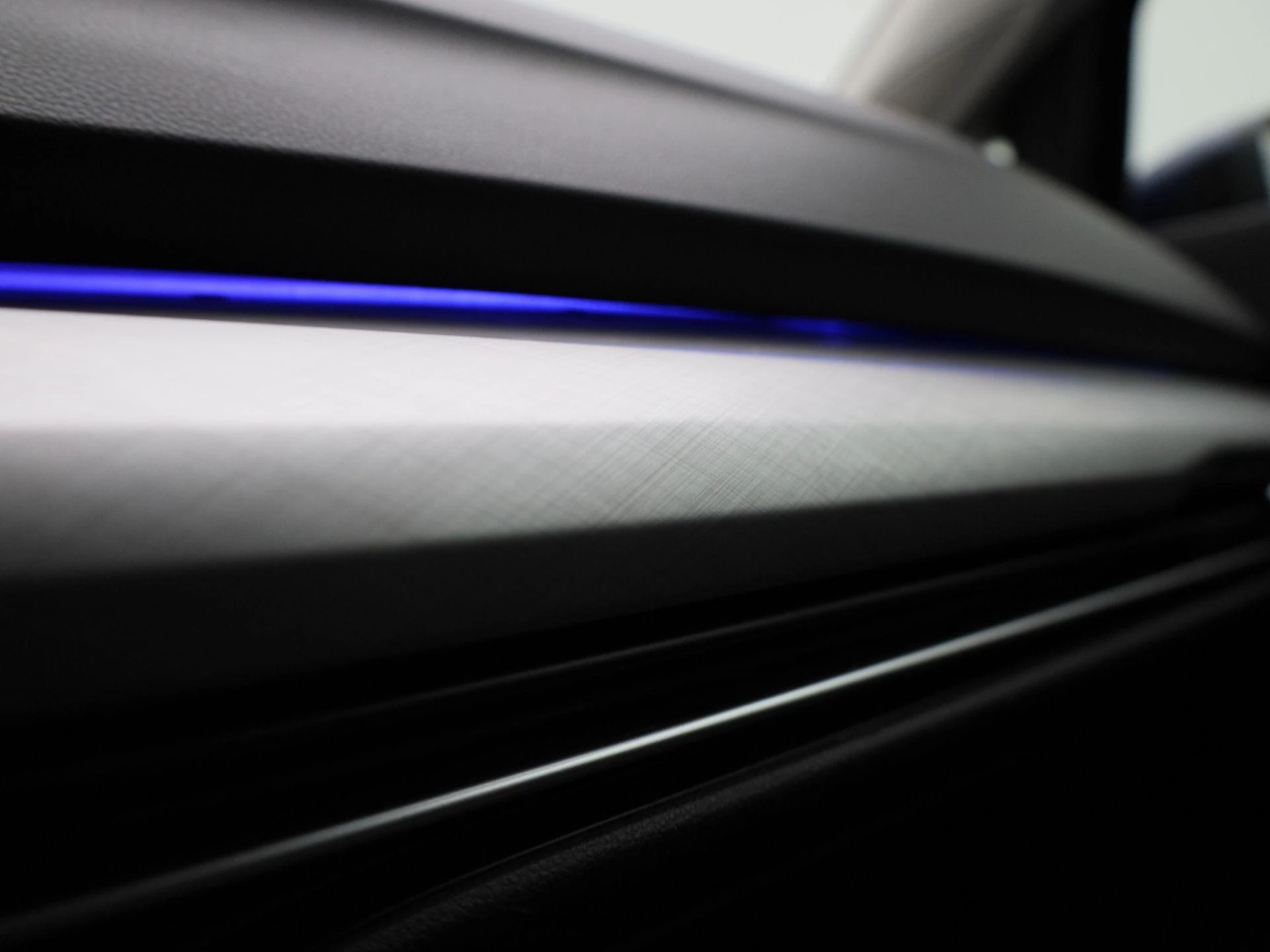 Volkswagen-Golf-image-26