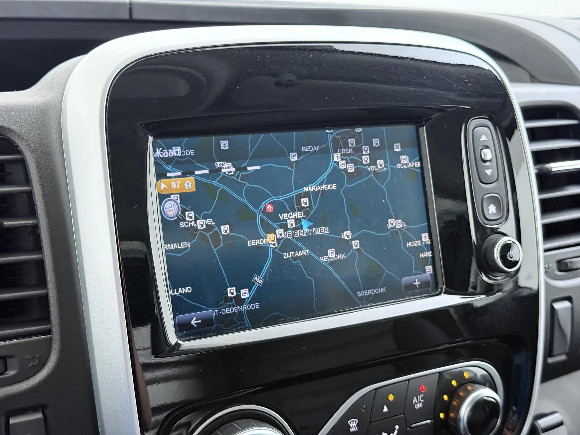 Renault-Trafic-image-22