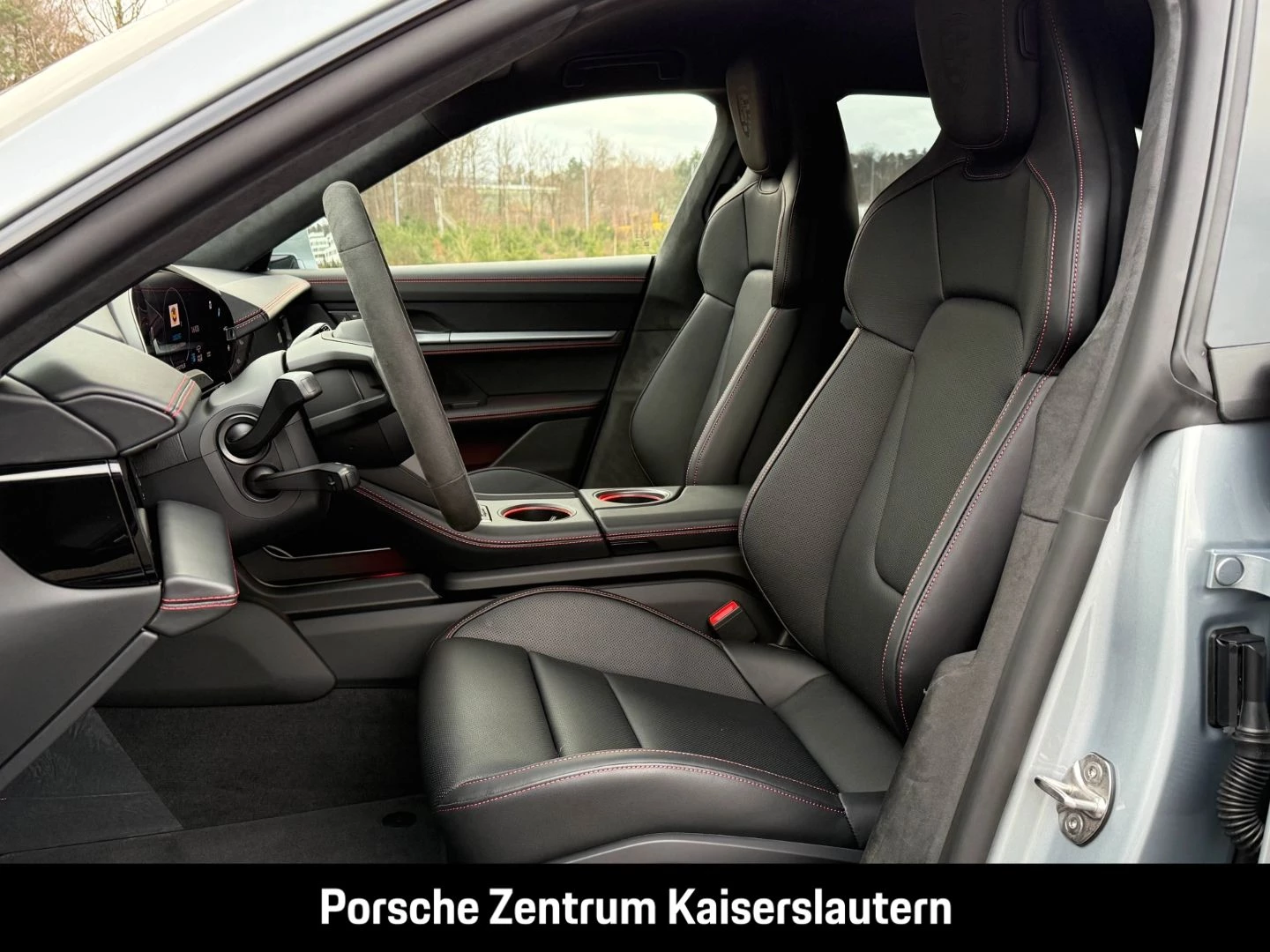 Porsche Taycan GTS Sport Turismo HA-Lenkung Active-Ride gts