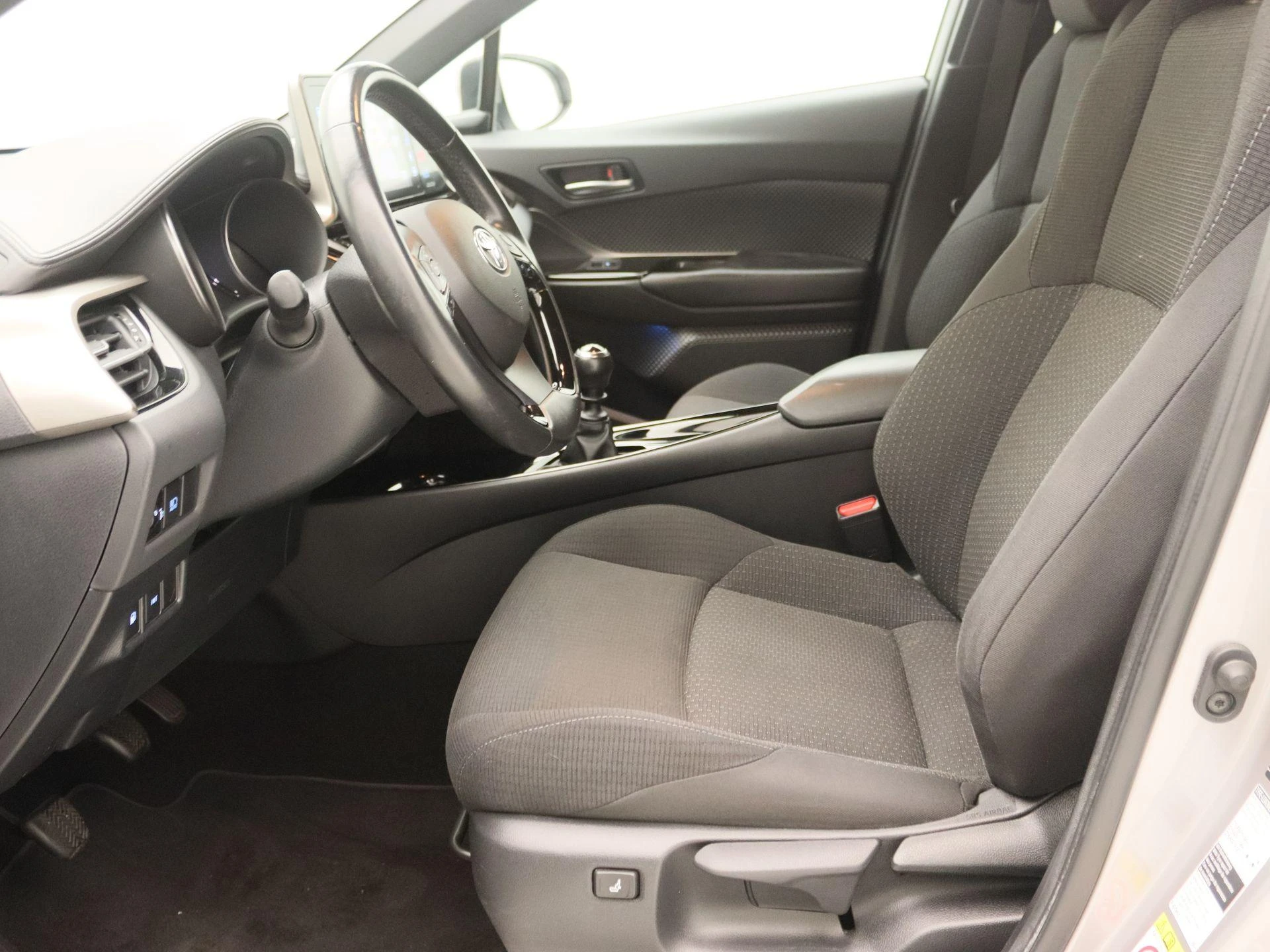 Toyota C-HR 1.2 Dynamic