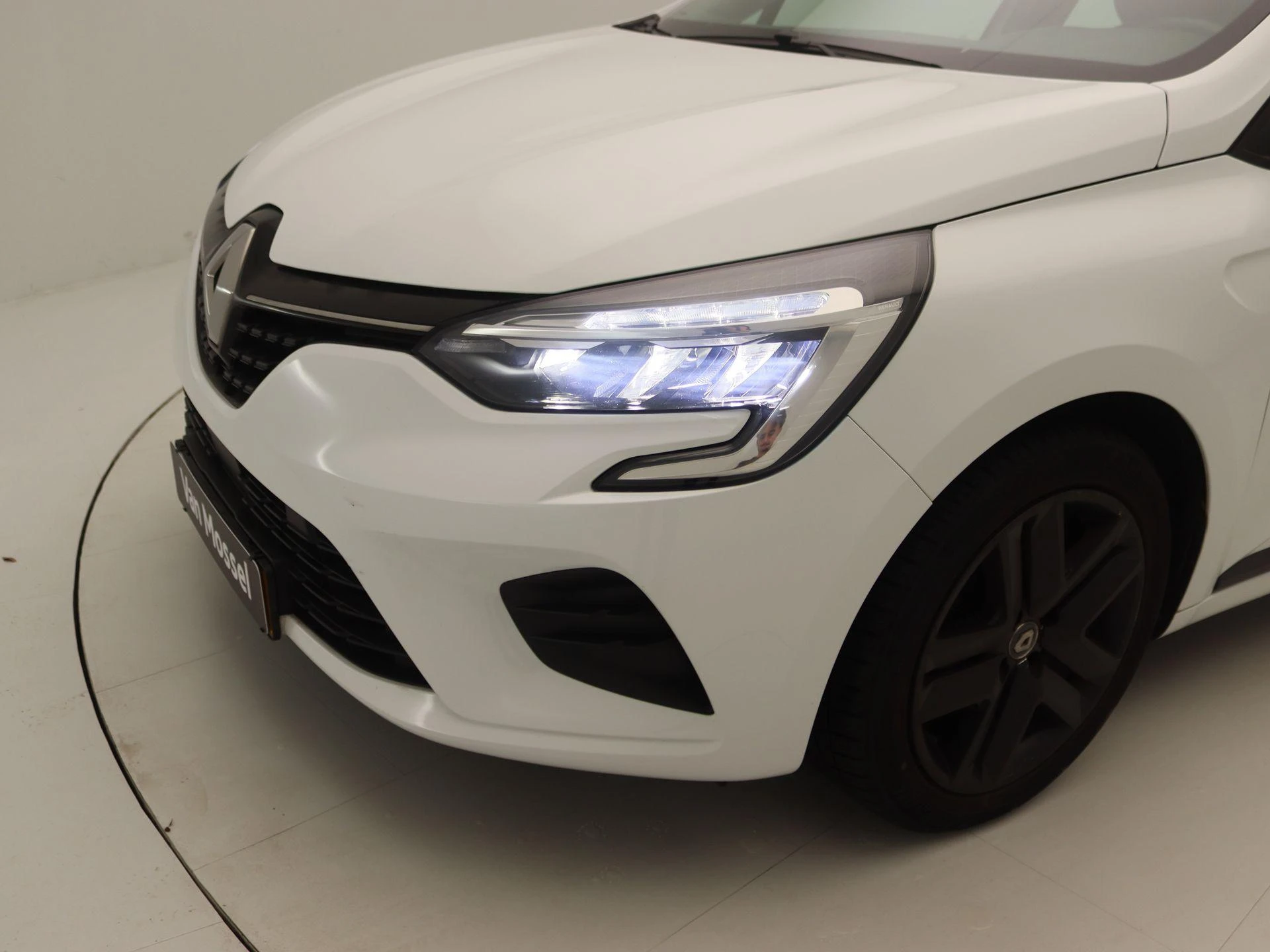 Renault-Clio-image-14