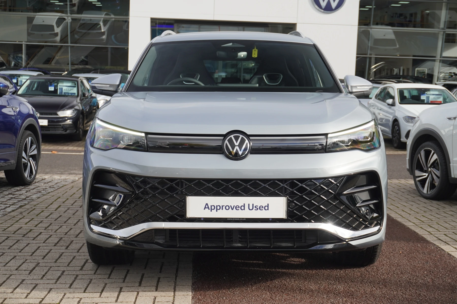 Volkswagen-Tiguan-image-6