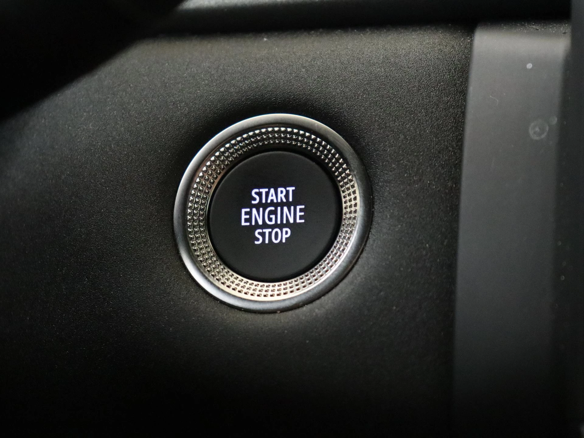 Renault-Captur-image-19