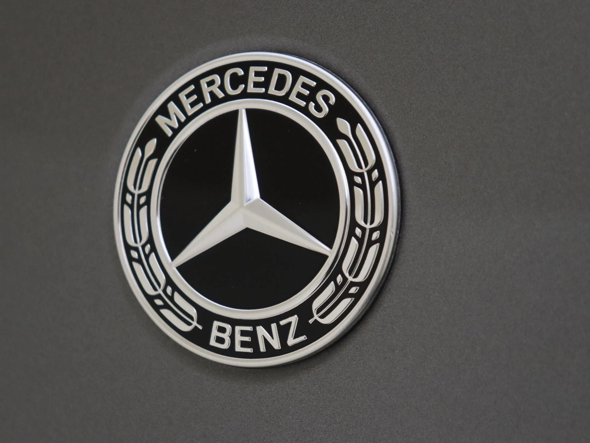 Mercedes-Benz A-Klasse 250 e Business Solution AMG
