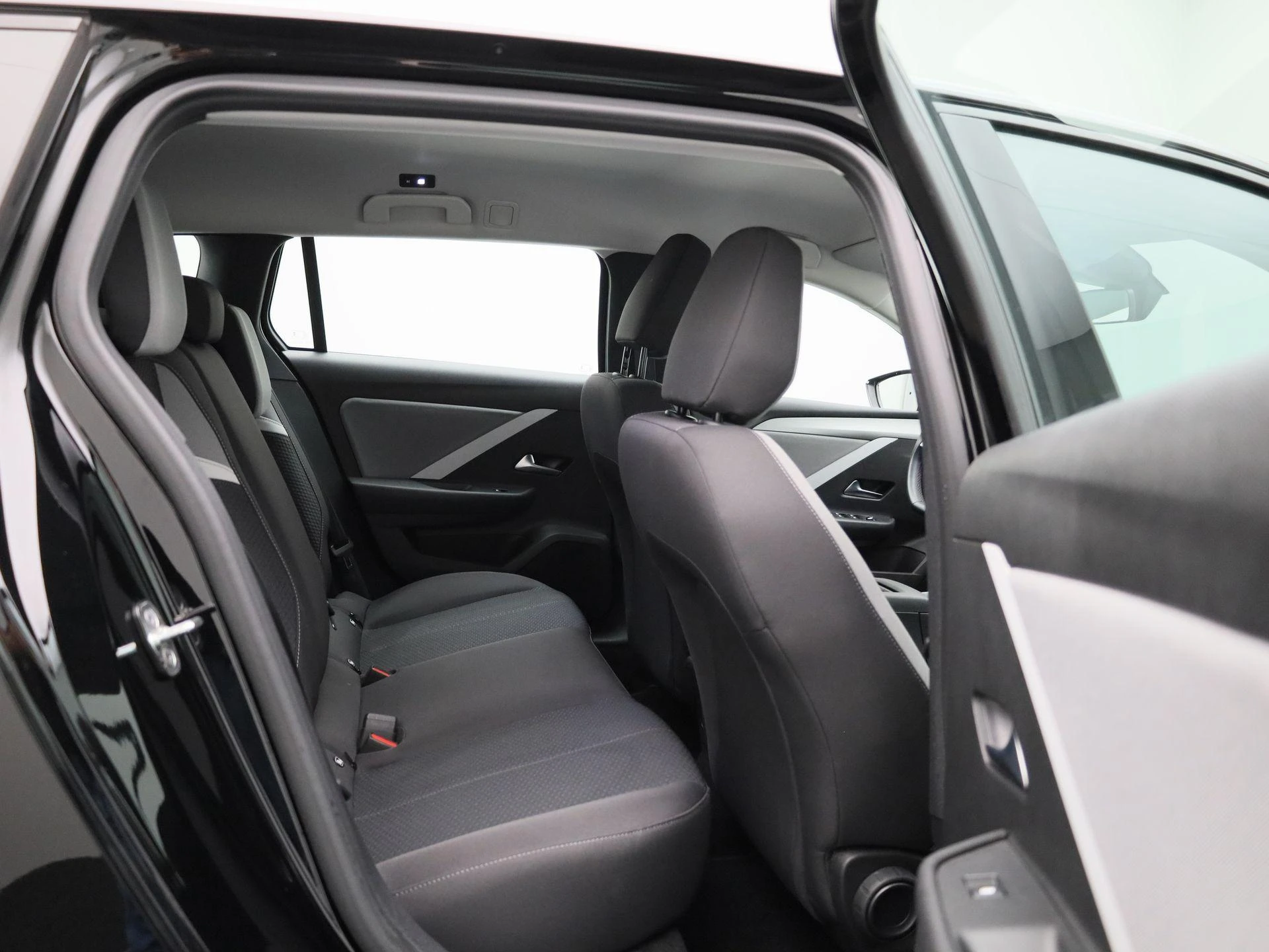 Opel-Astra-image-33