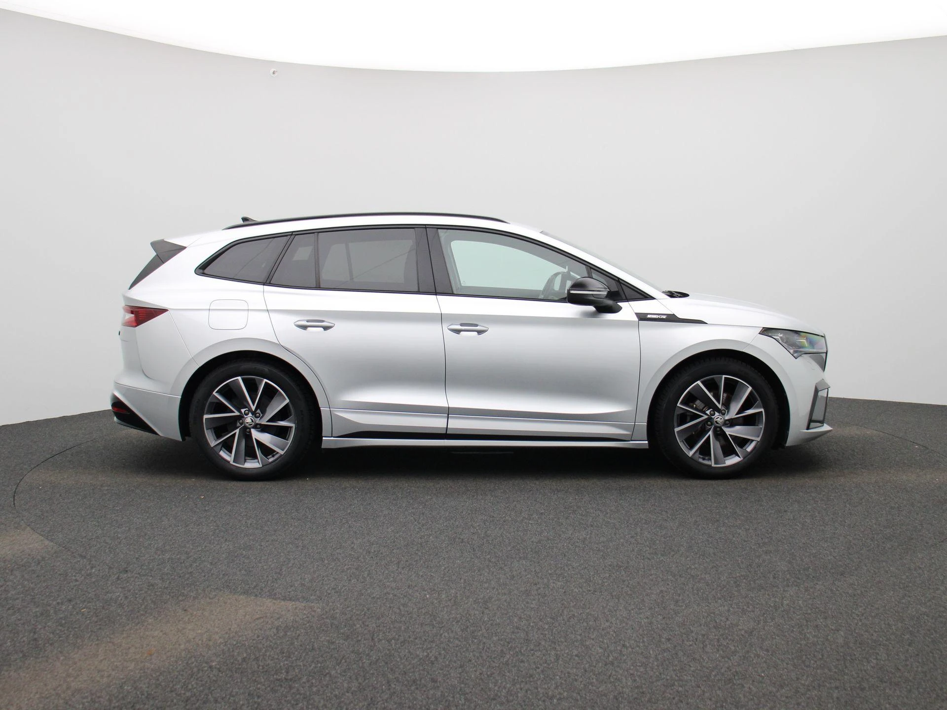Škoda-Enyaq iV-image-5