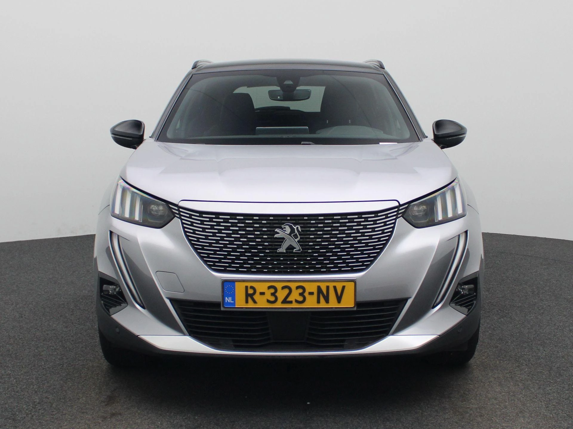 Peugeot e-2008 EV GT 50 kWh