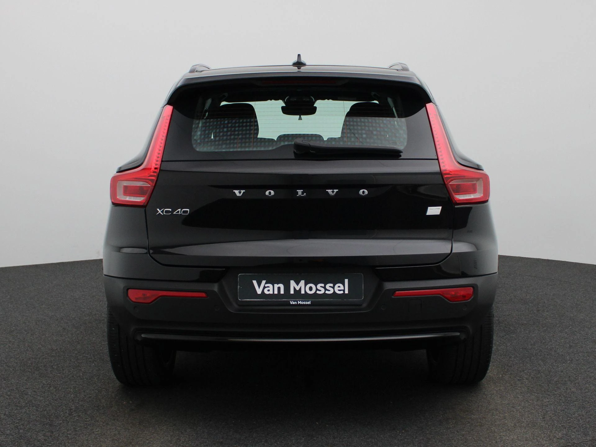 Volvo-XC40-image-4