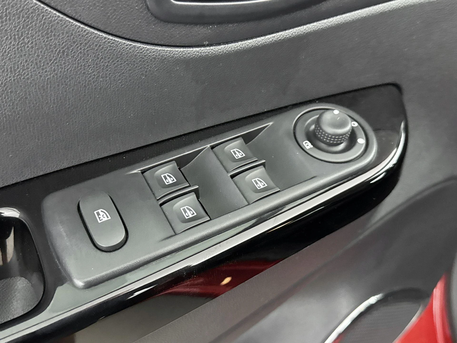 Renault-Captur-image-19