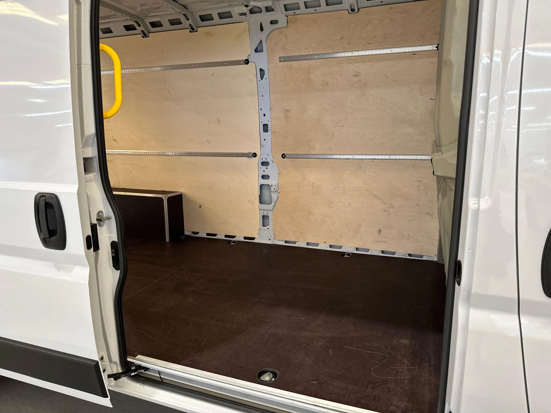 Opel-Movano-image-31