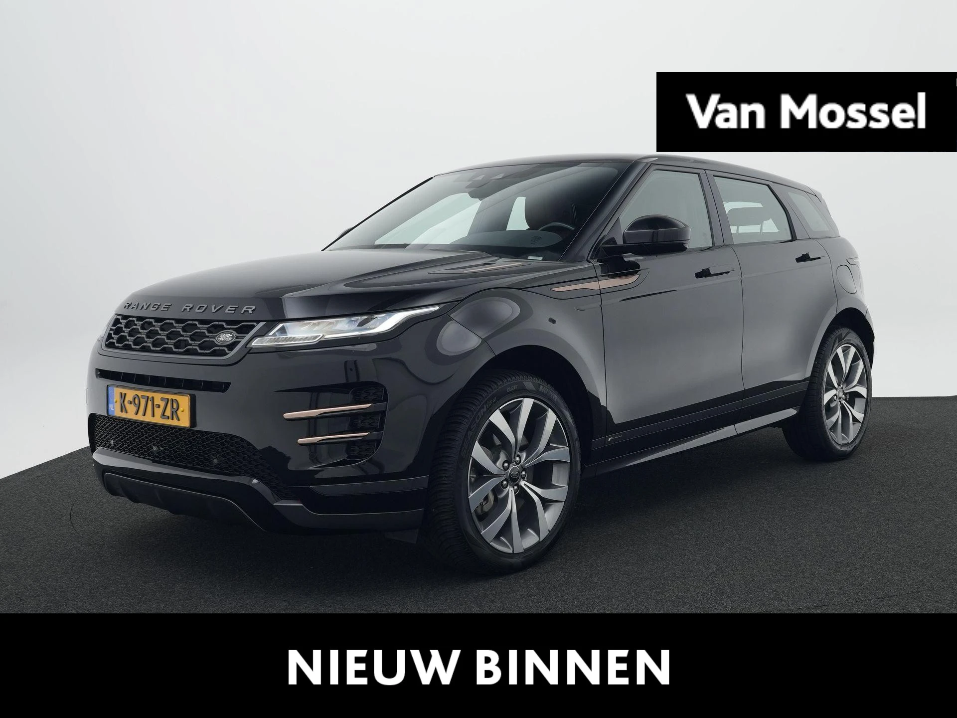 Land Rover-Range Rover Evoque-image-0