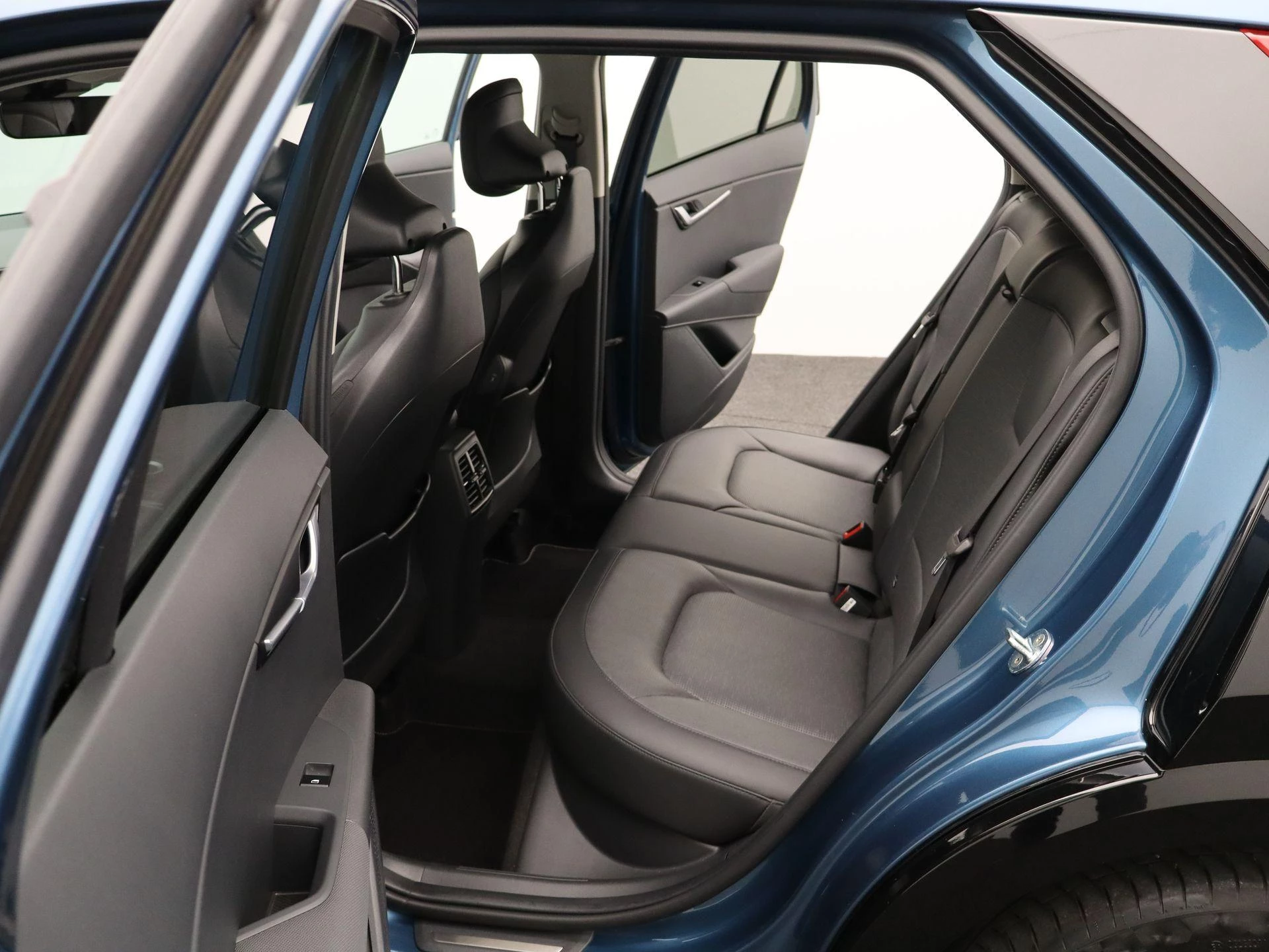 Kia-Niro-image-13