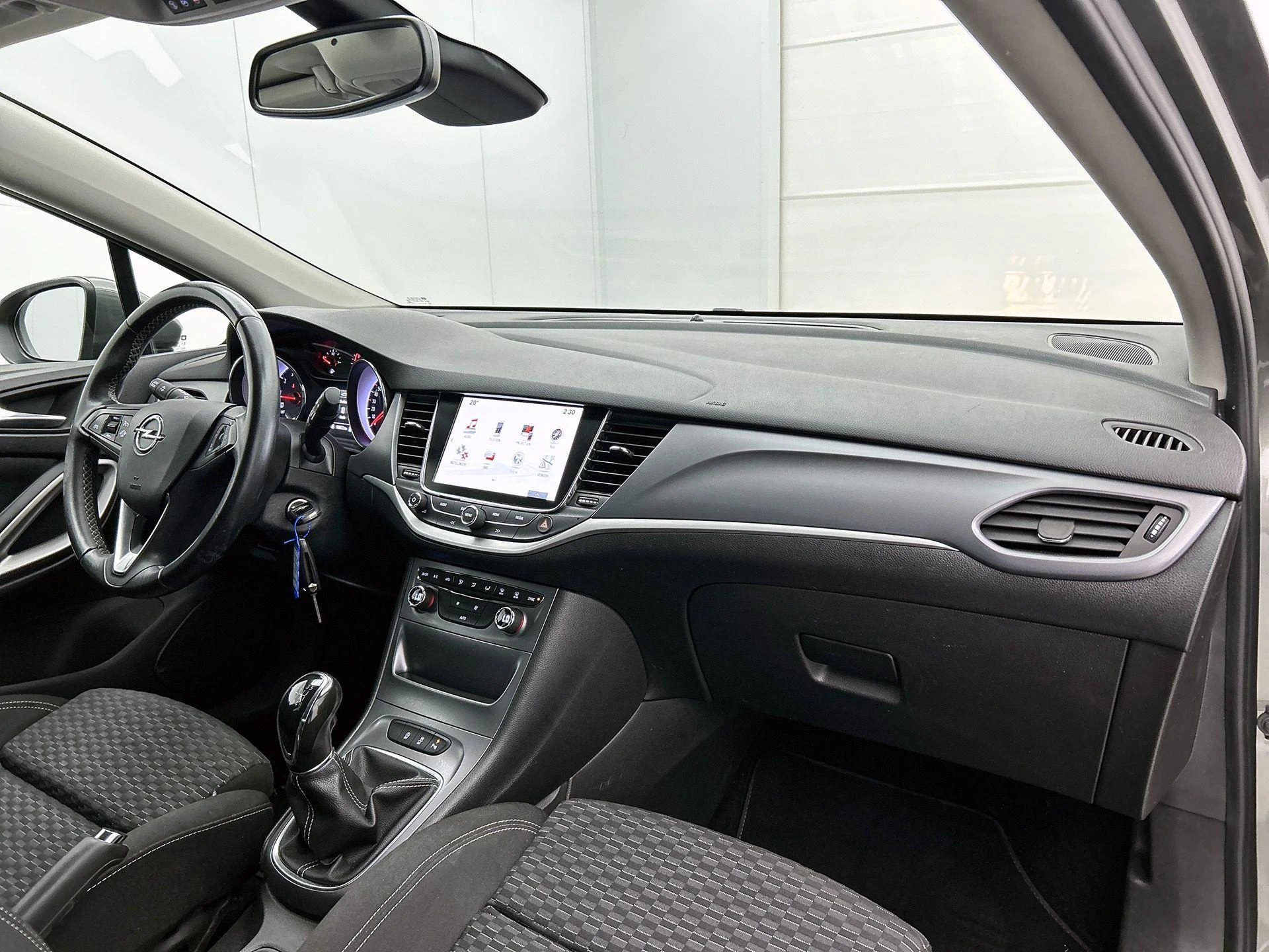 Opel-Astra-image-18