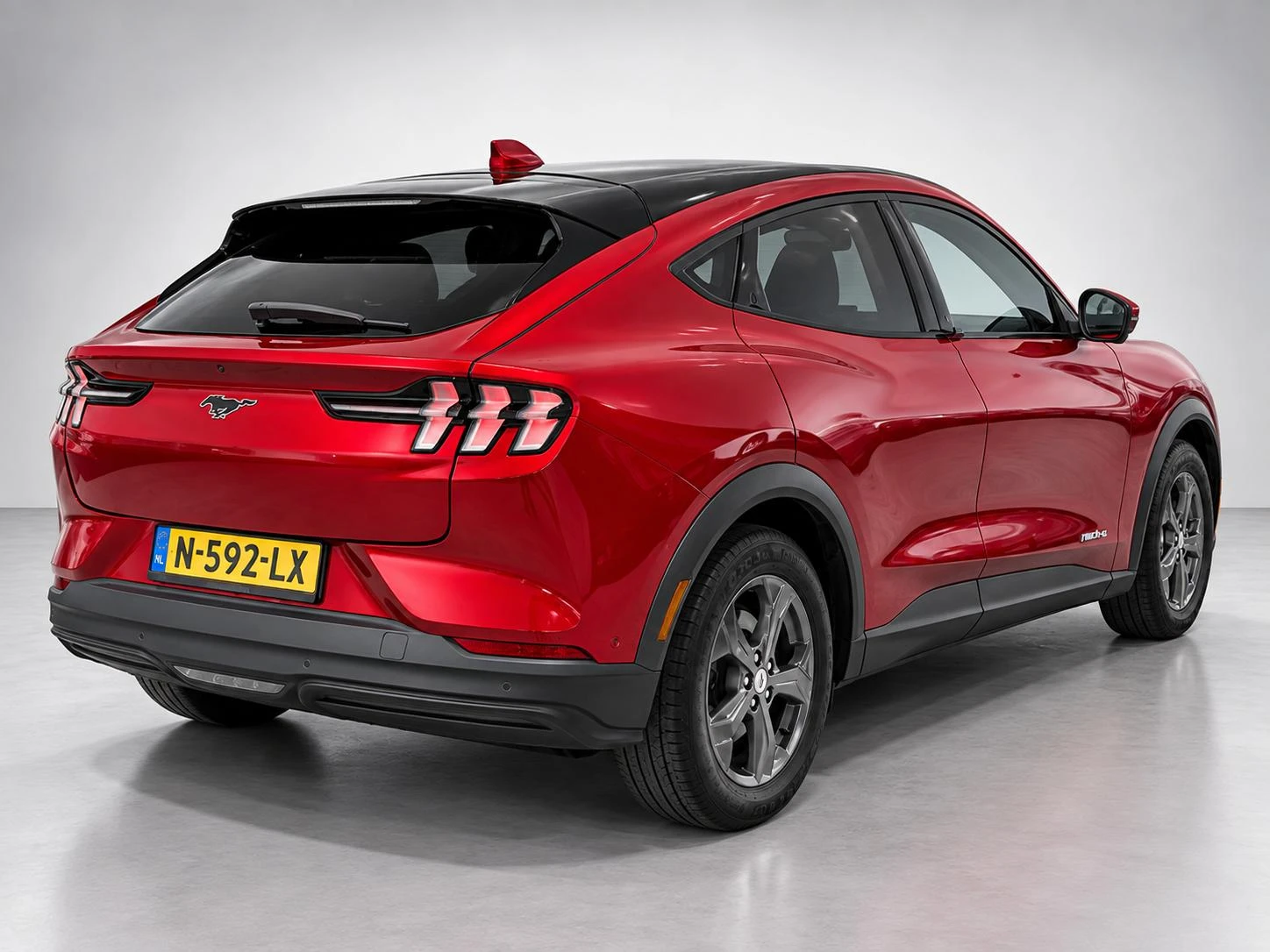 Ford-Mustang Mach-E-image-4
