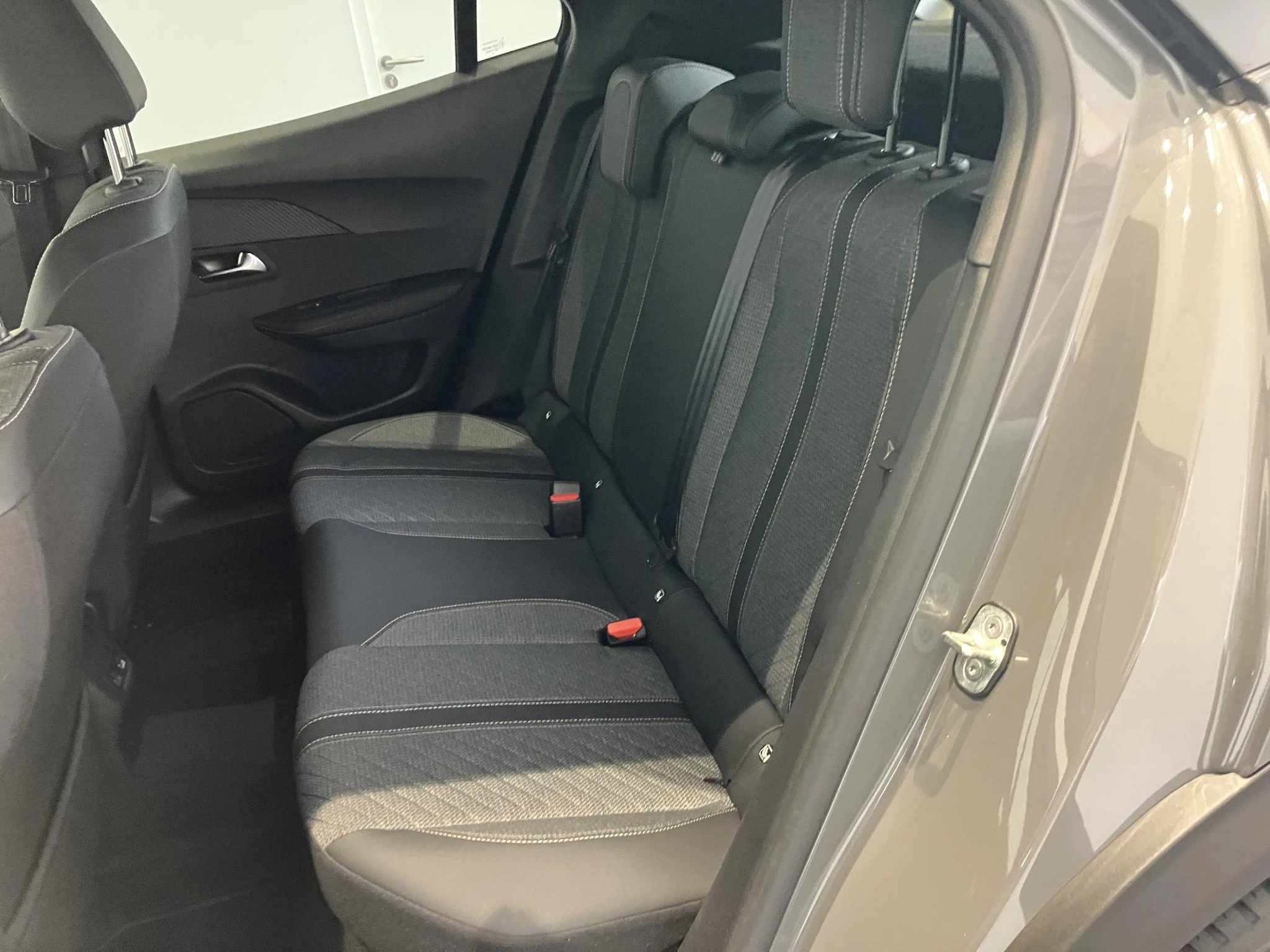 Peugeot-2008-image-11