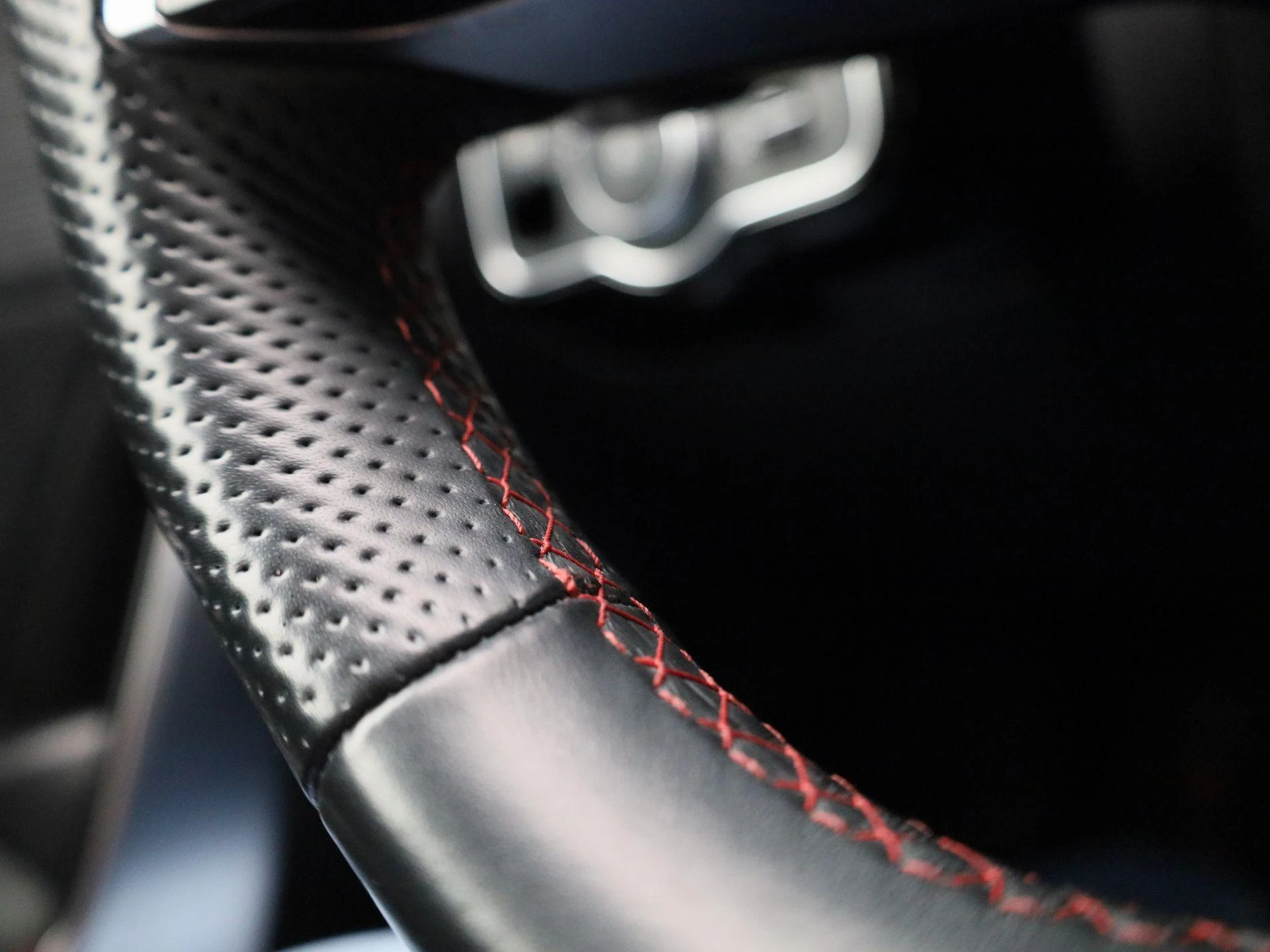 Mercedes-Benz-CLA-image-32