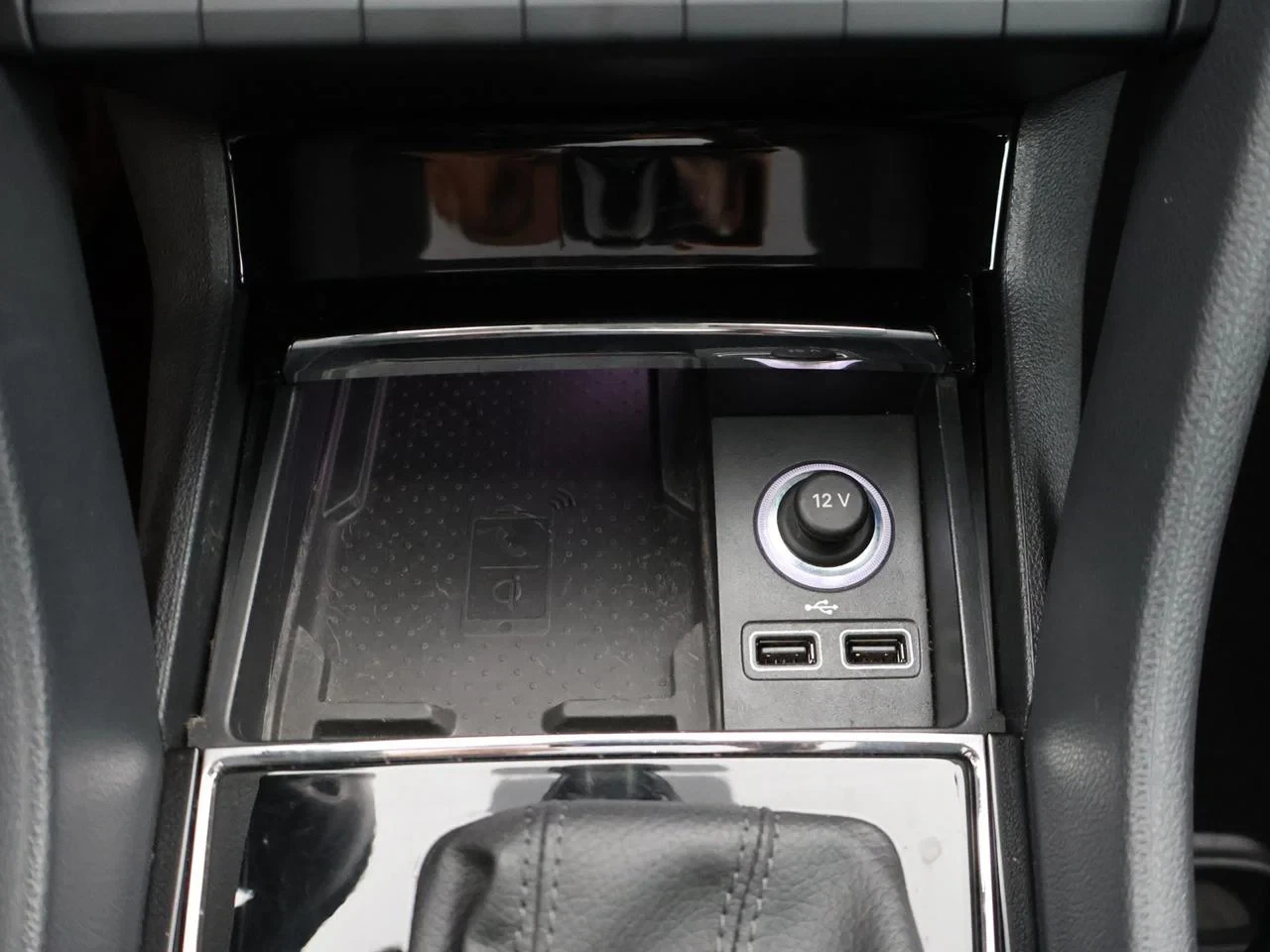 Škoda Kodiaq SKODA Kodiaq 1.5TSI 150PK *AUTOMAAT*PANODAK*TREKHAAK*LEDER*CAMERA*PDC*NAVI*AIRCO*KEYLESS GO*...*