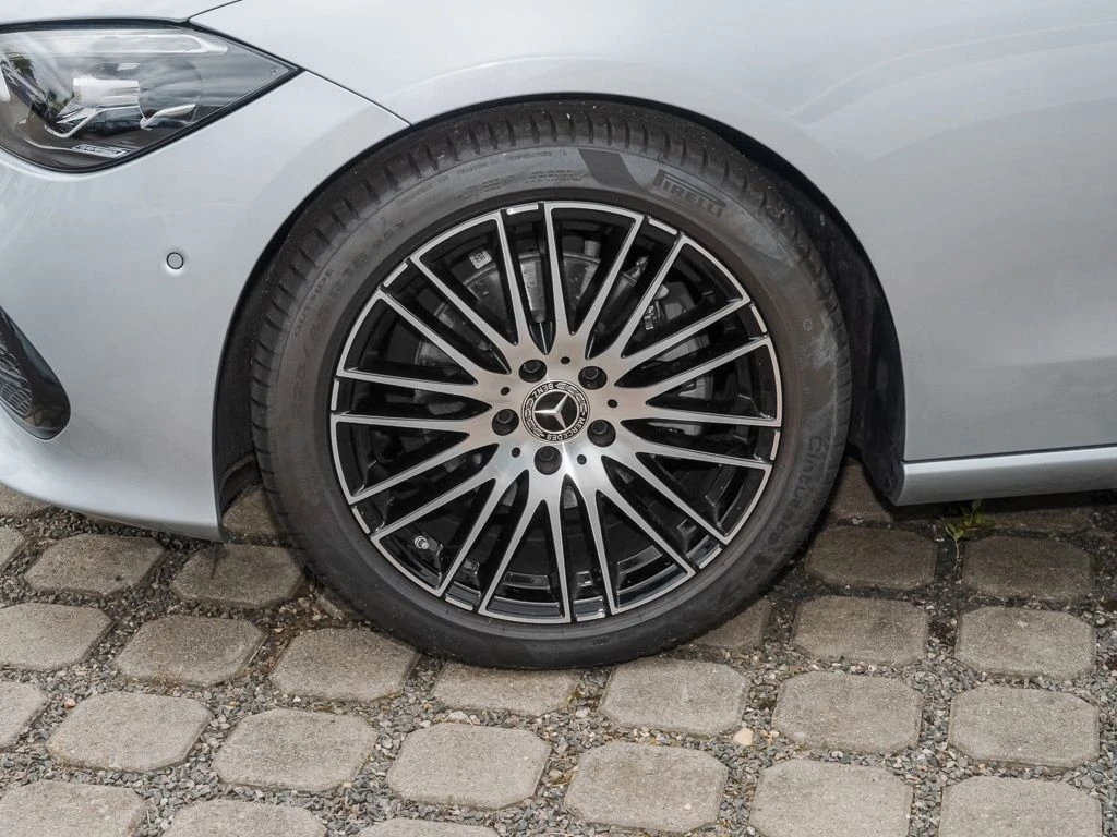 Mercedes-Benz-C-Klasse 180-image-6