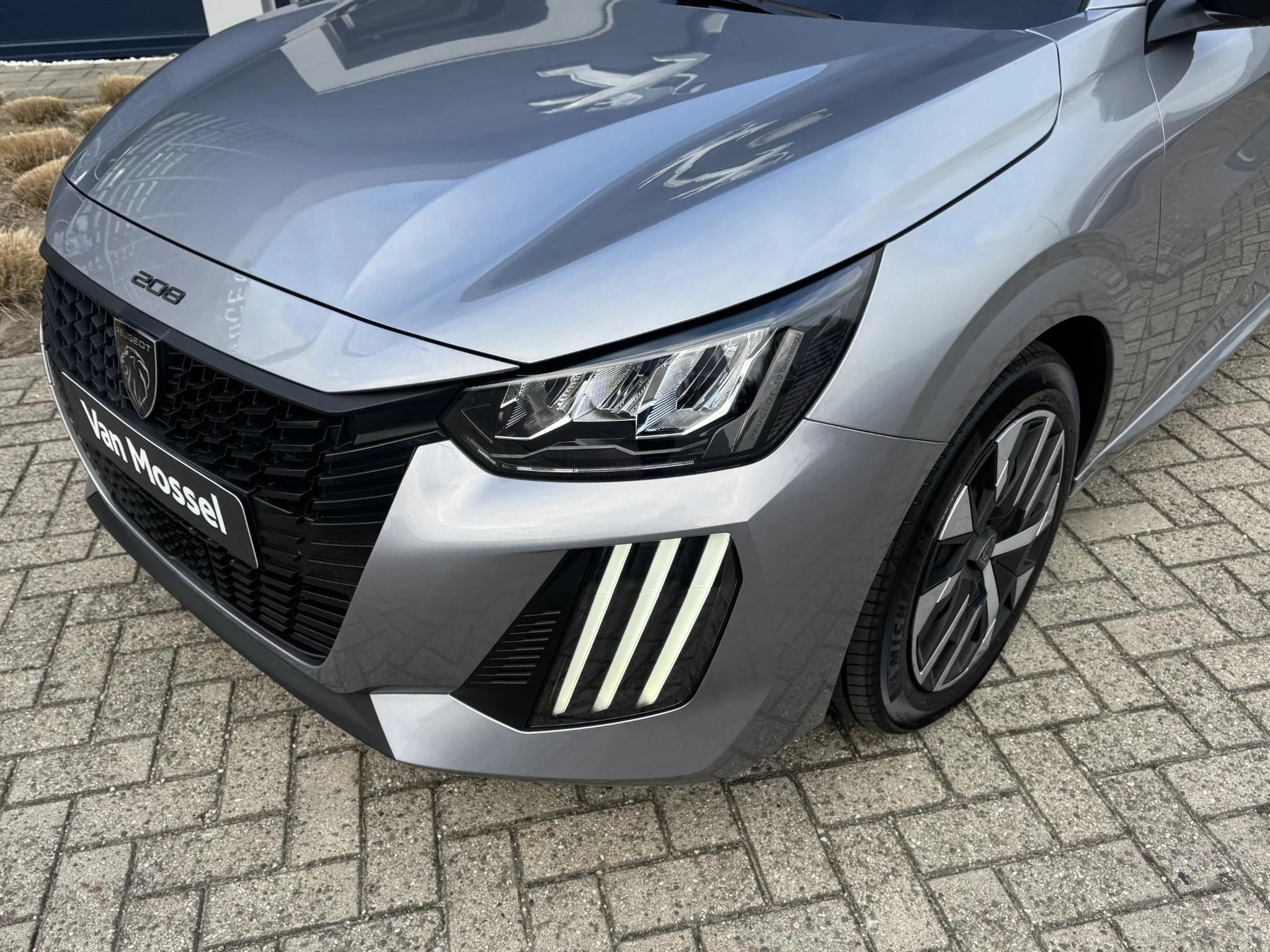 Peugeot-208-image-7