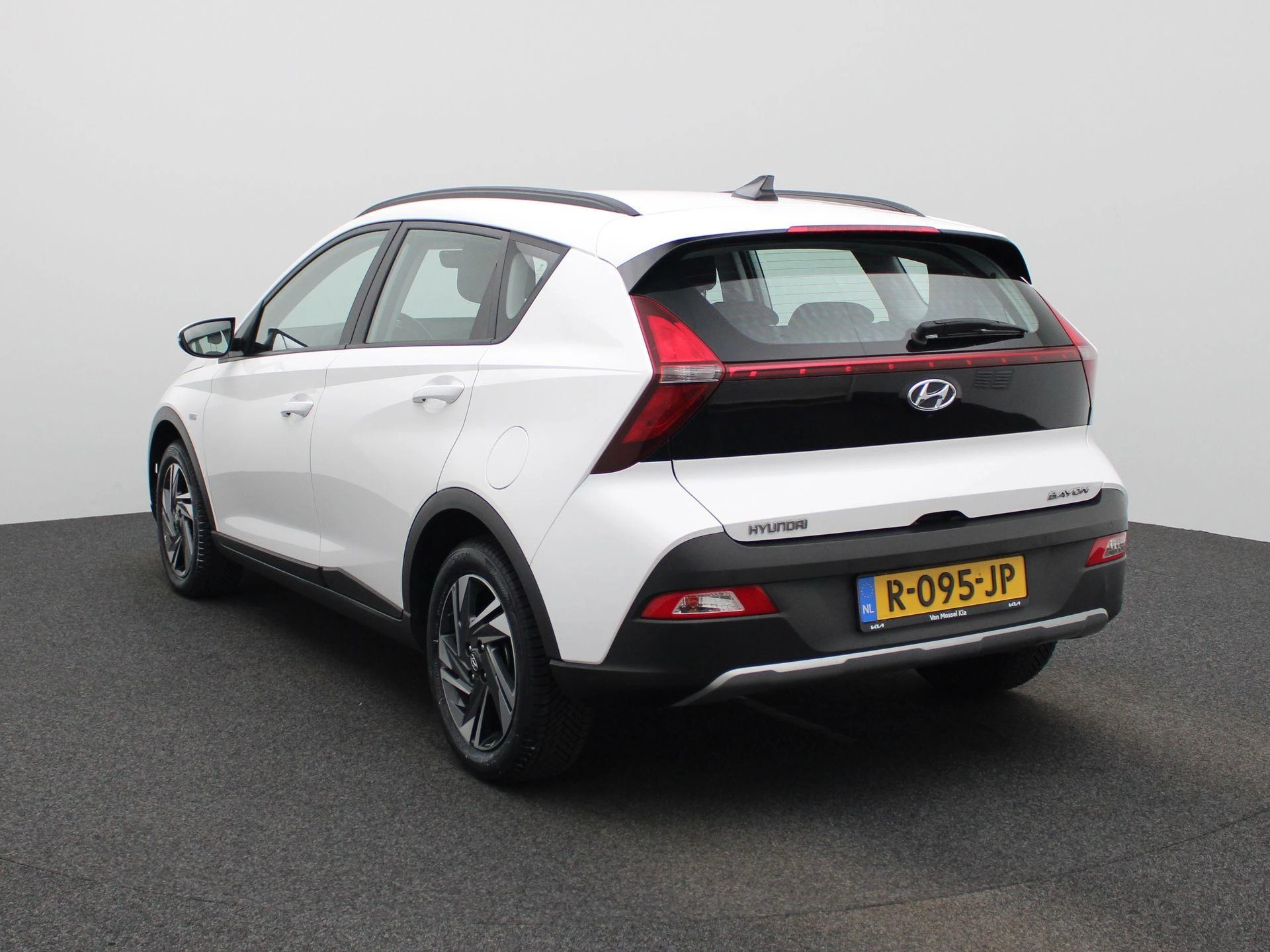 Hyundai-Bayon-image-1