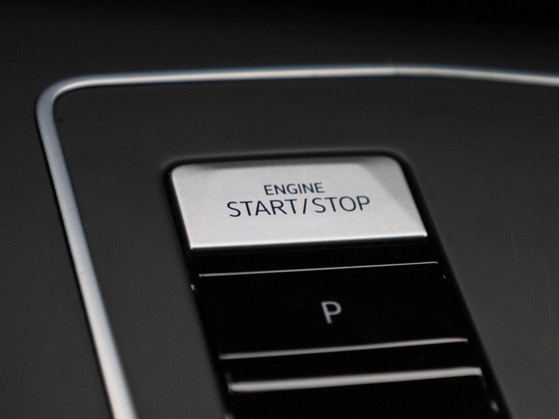 Volkswagen-Golf-image-22