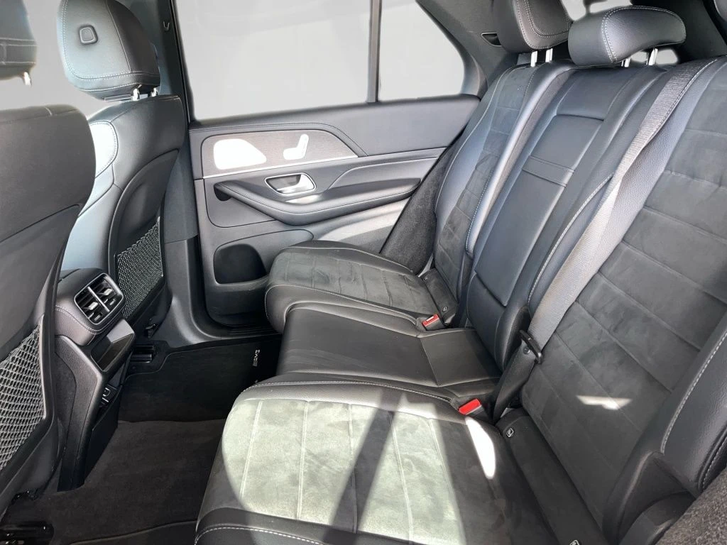 Mercedes-Benz-GLE 350 d-image-8