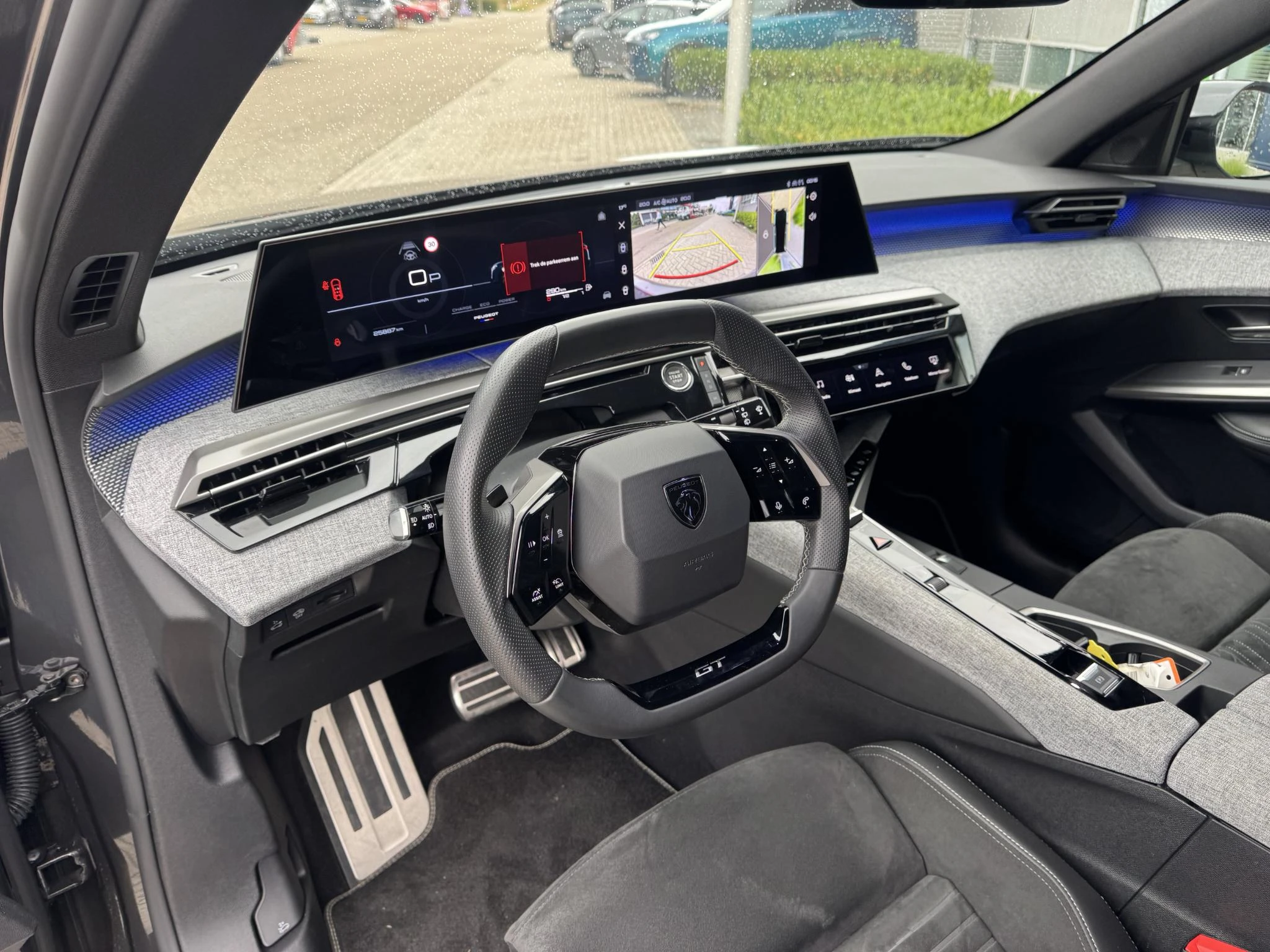 Peugeot-5008-image-17