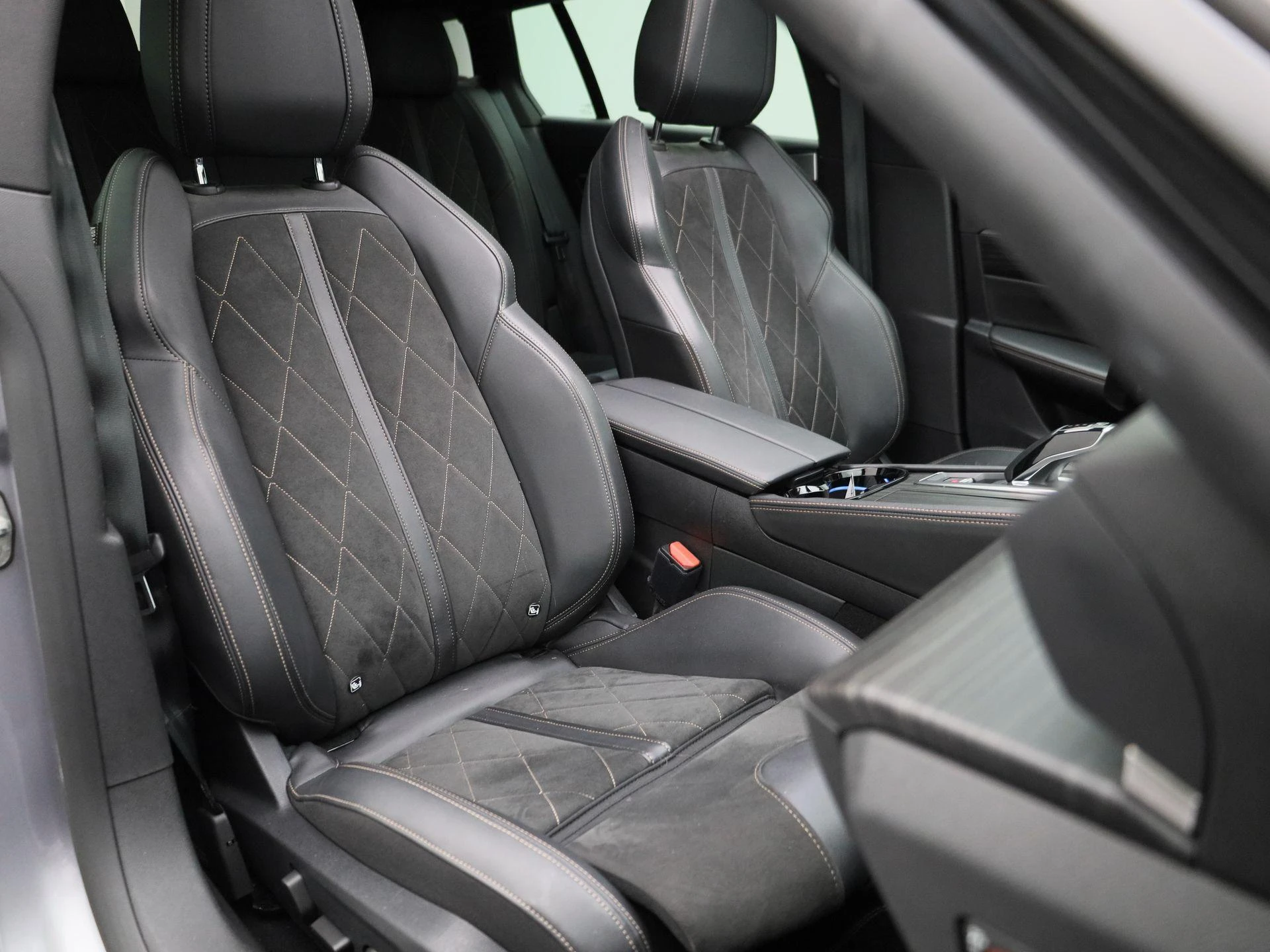 Peugeot-508-image-46